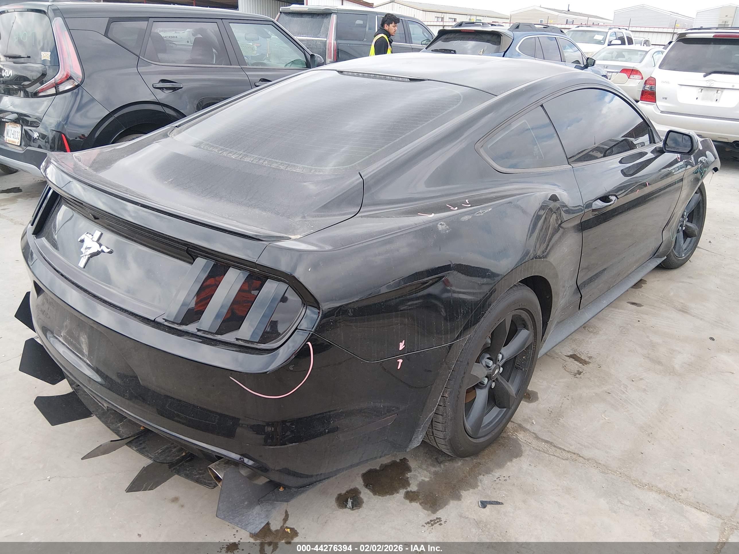 FORD MUSTANG image 4