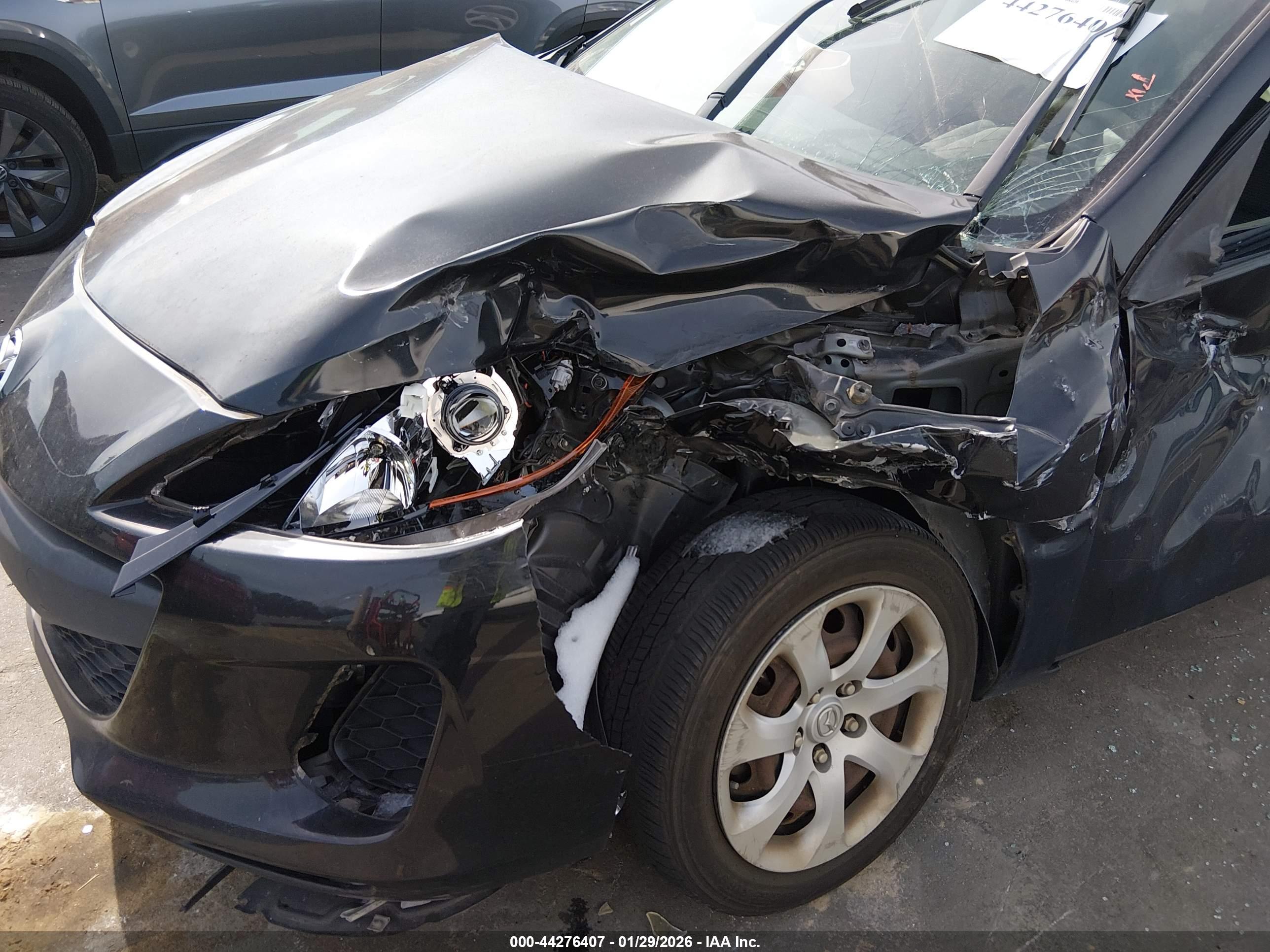 MAZDA MAZDA3 image 6
