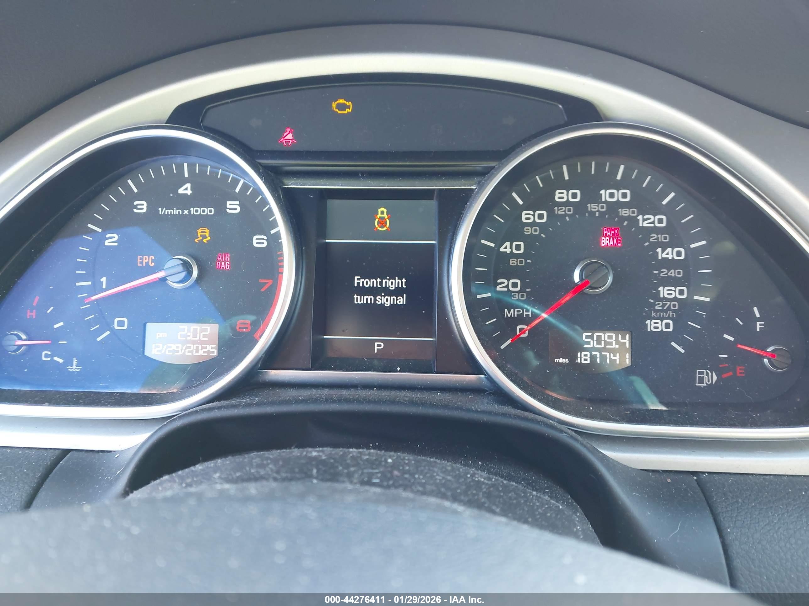 AUDI Q7 image 7