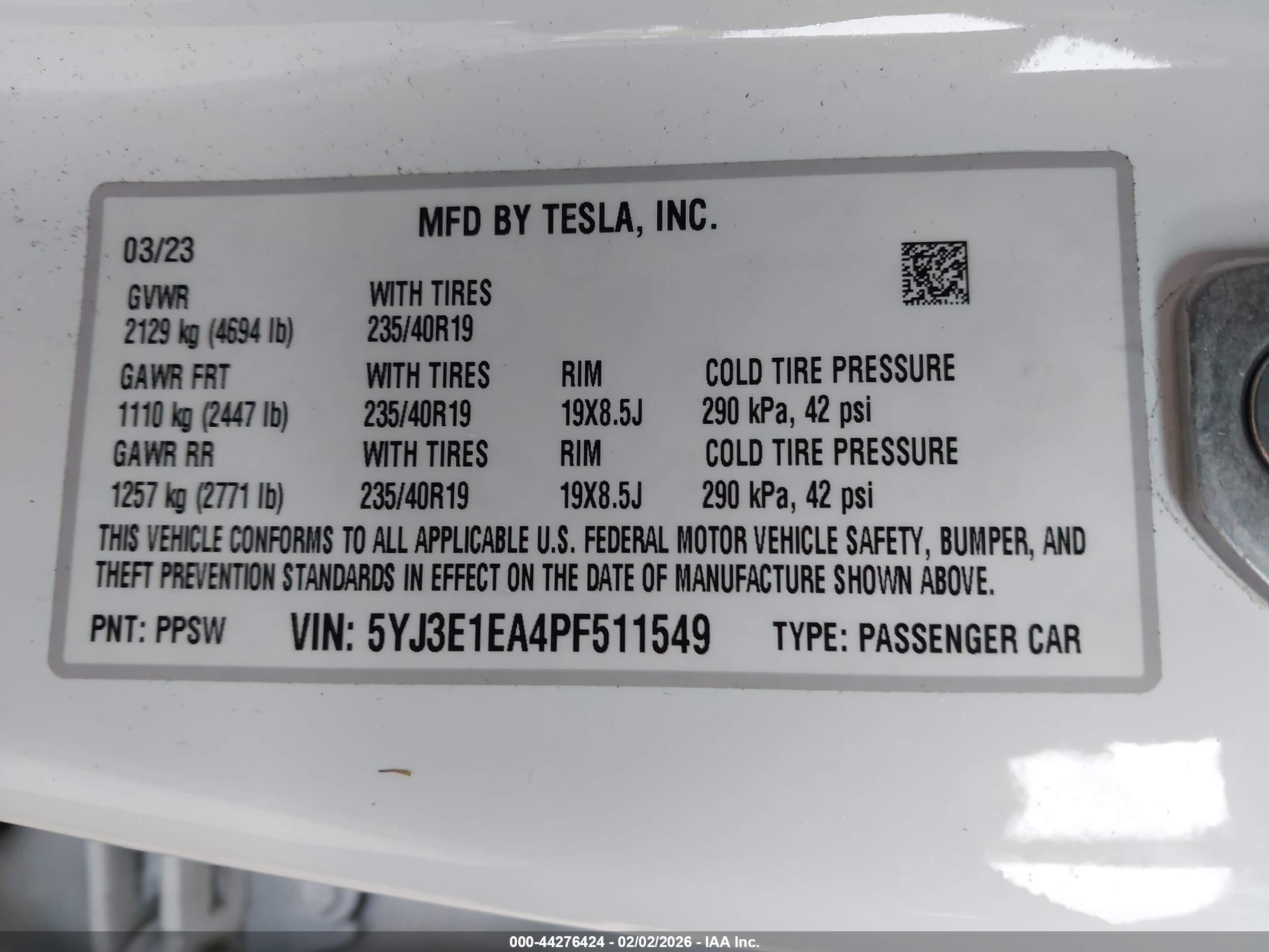 TESLA MODEL image 9