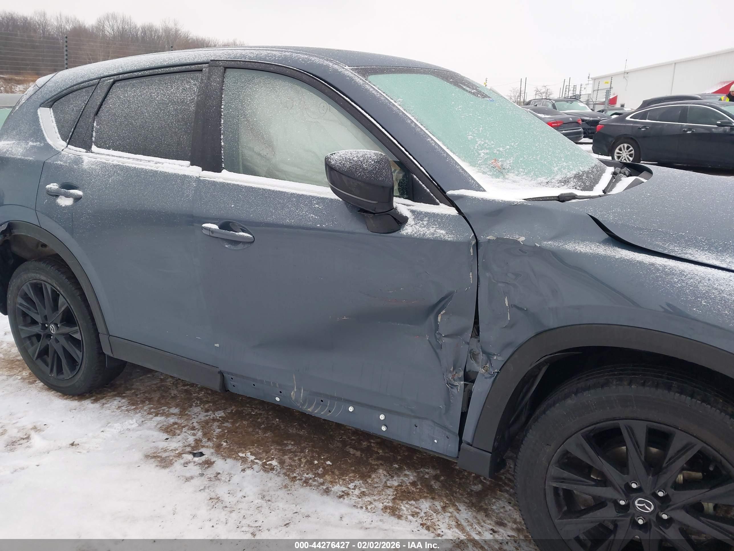 MAZDA CX-5 image 6