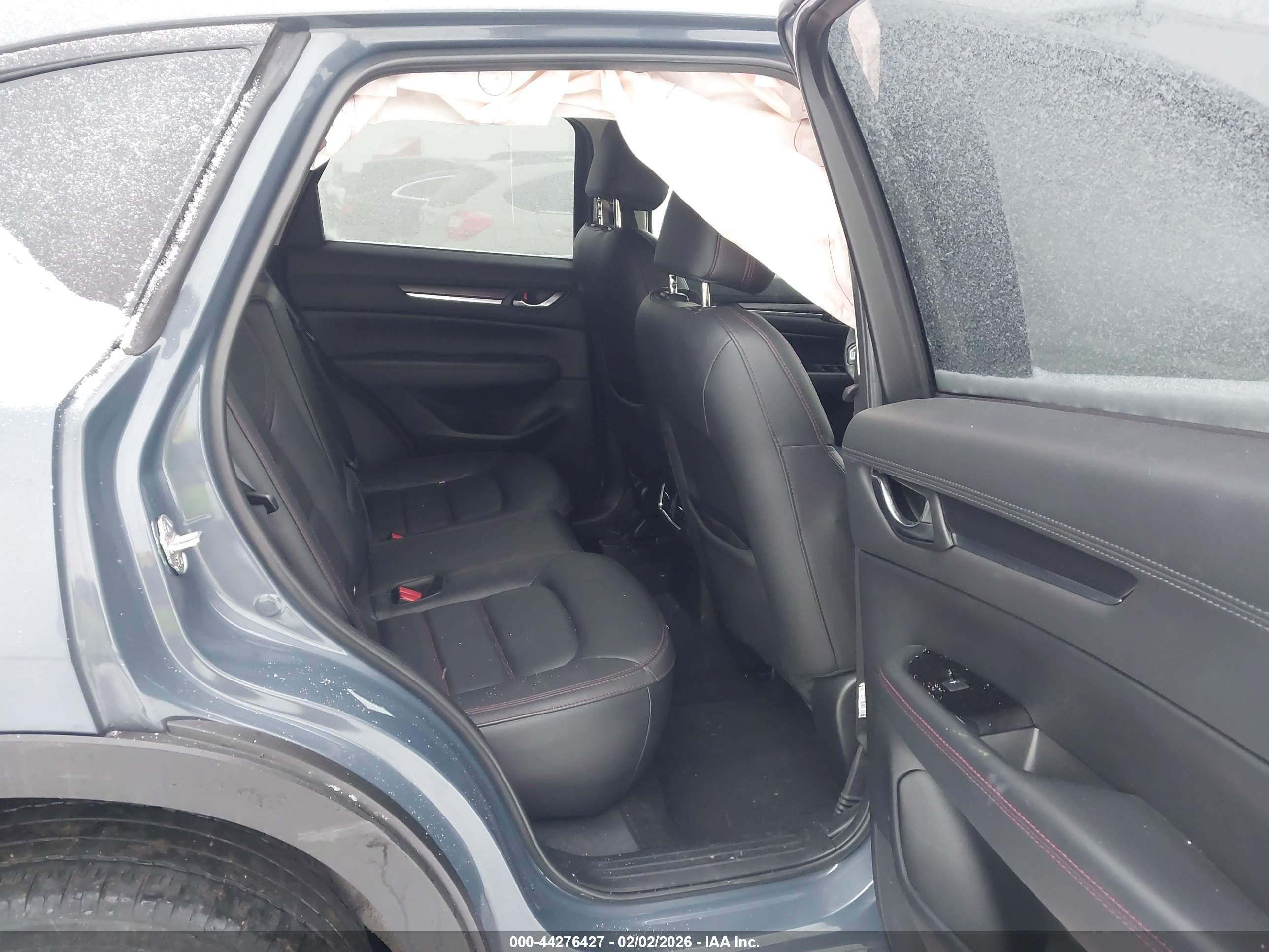 MAZDA CX-5 image 8