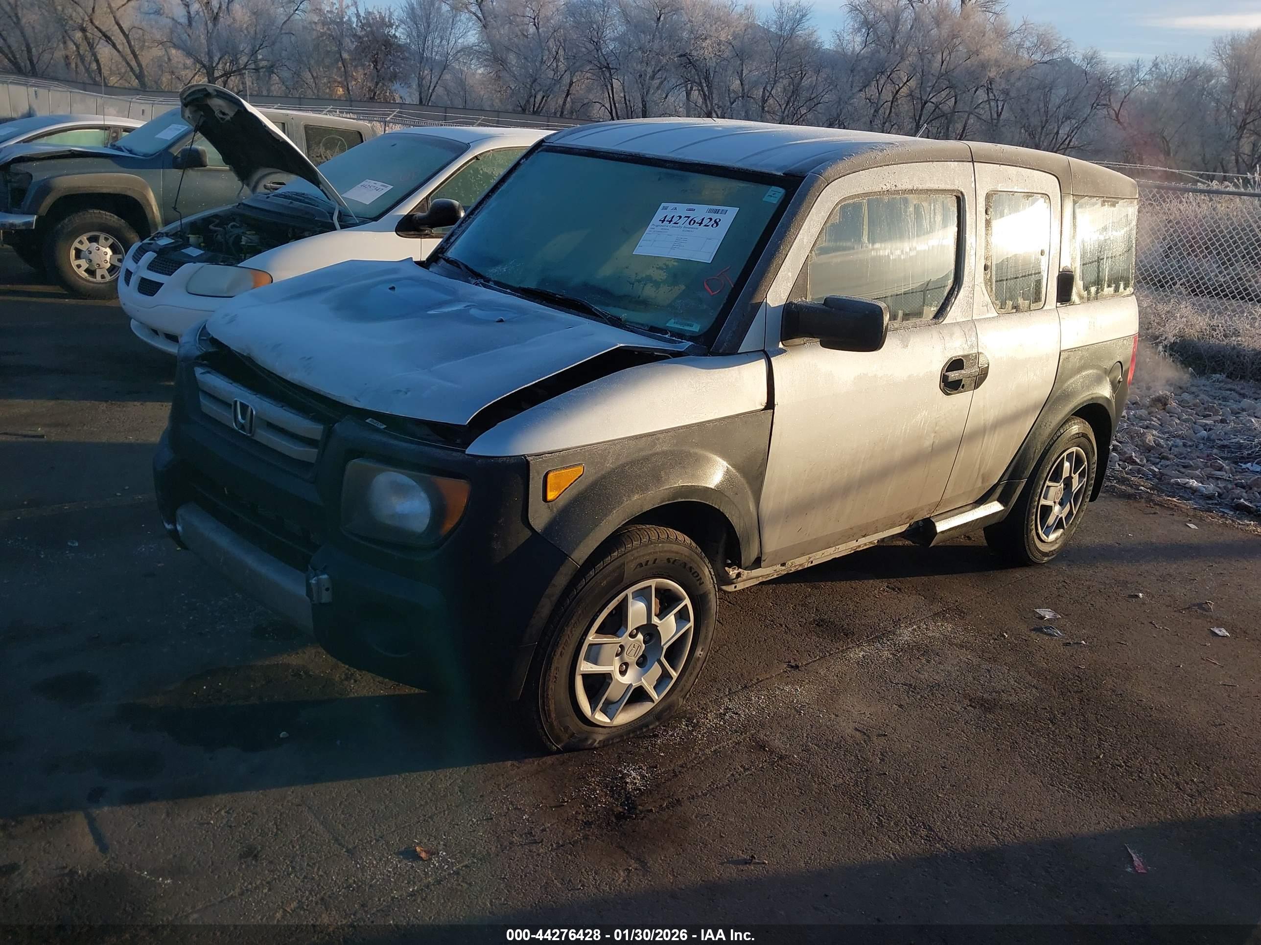 HONDA ELEMENT image 2