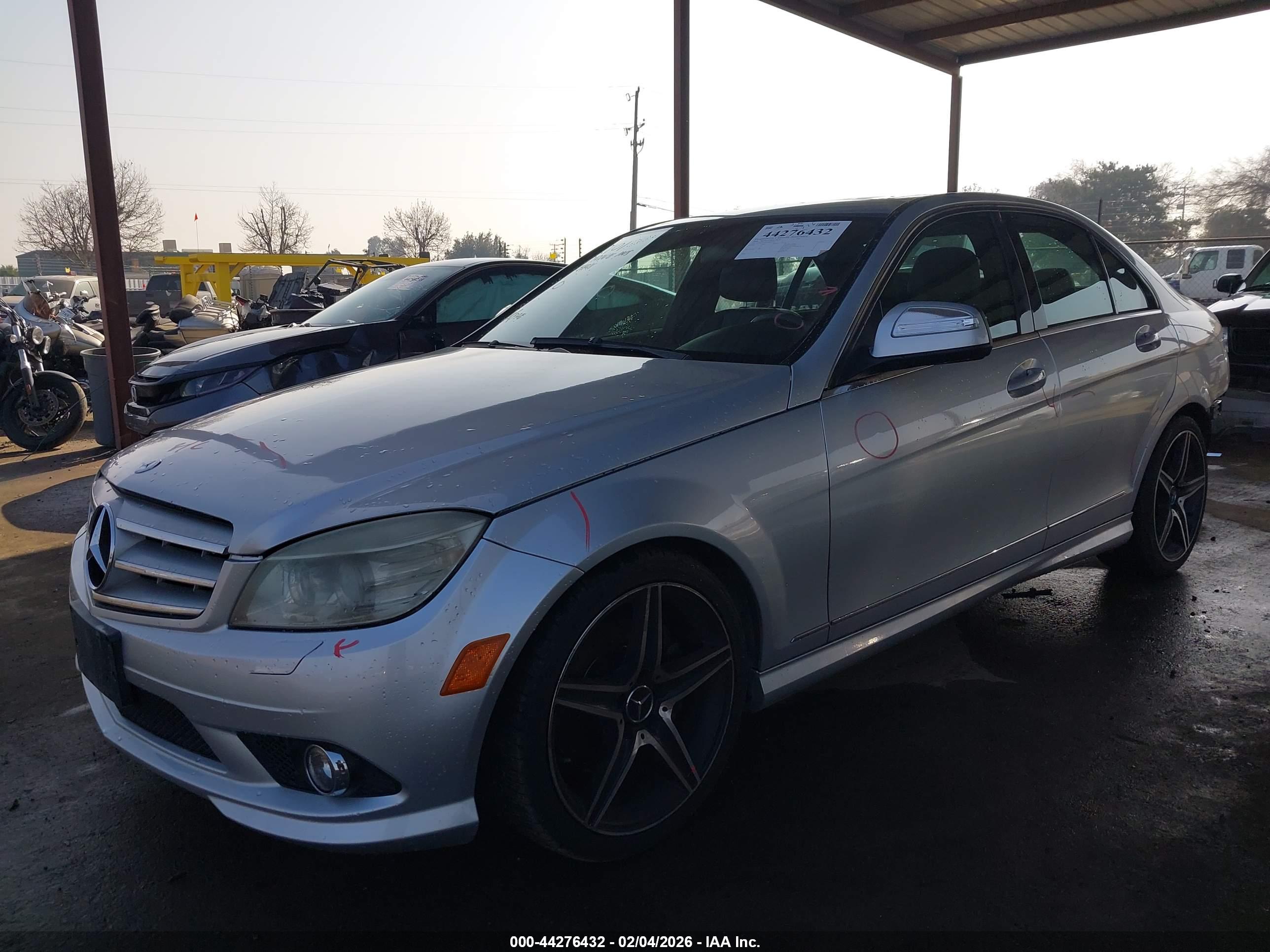 MERCEDES-BENZ C image 2