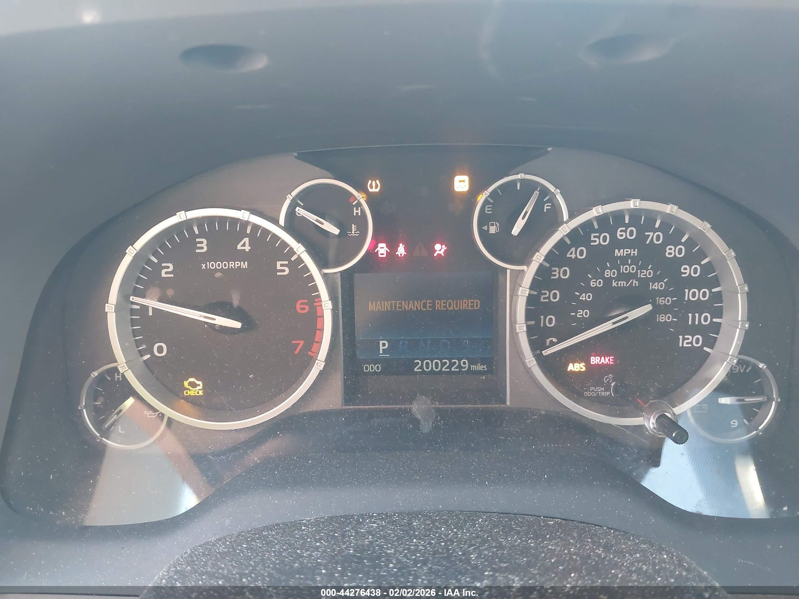 TOYOTA TUNDRA image 7