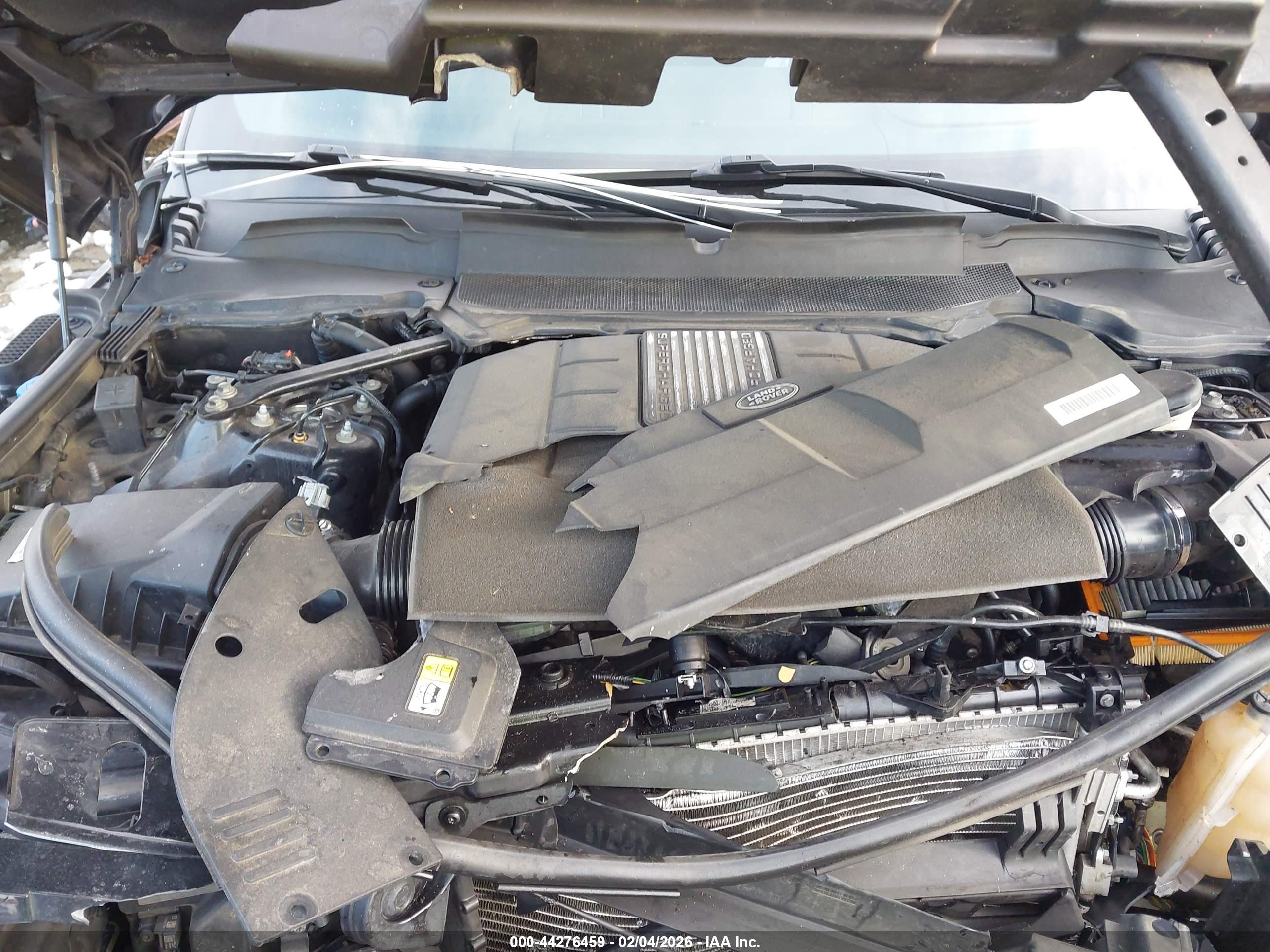 LAND ROVER image 10