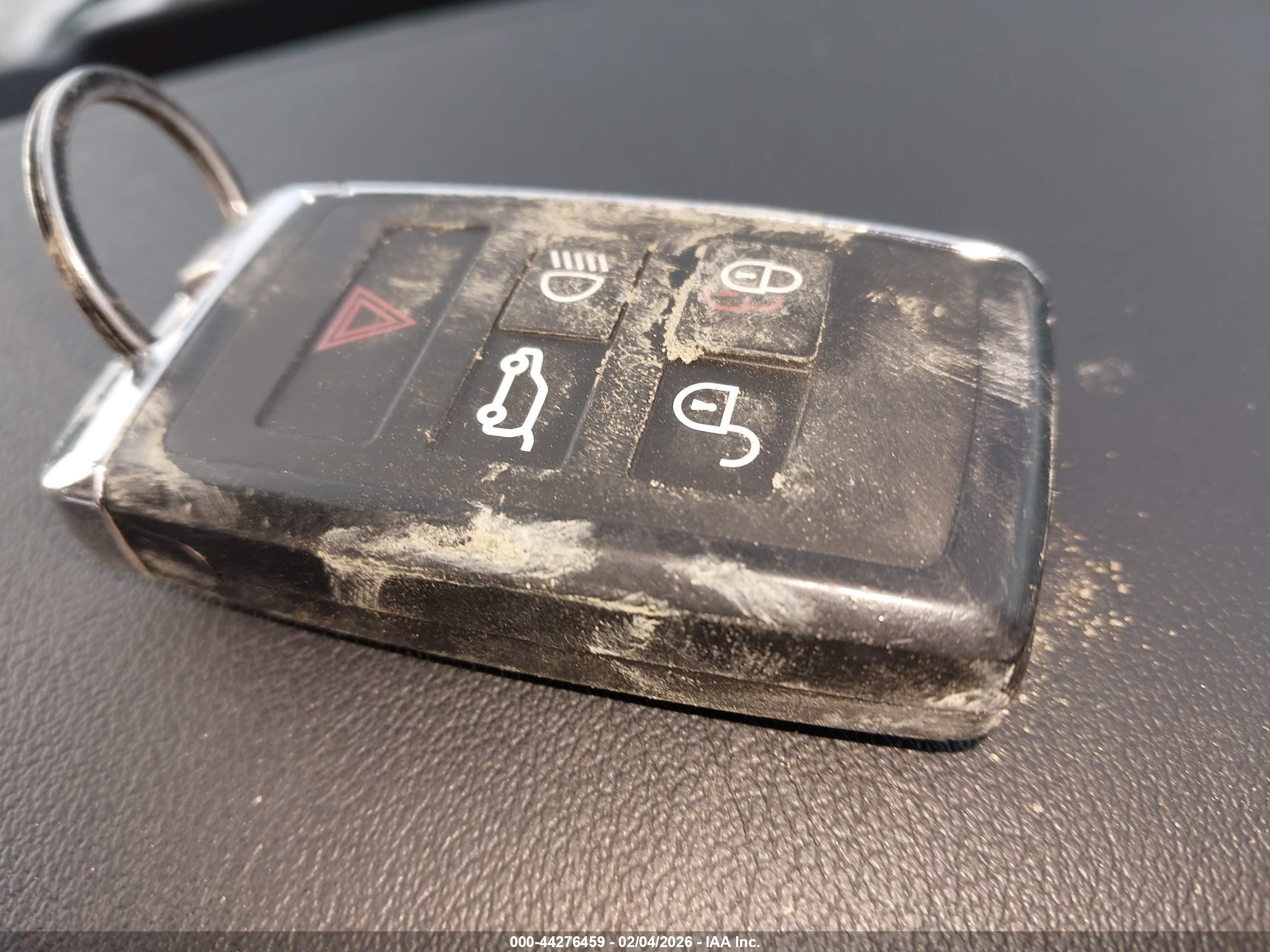 LAND ROVER image 11