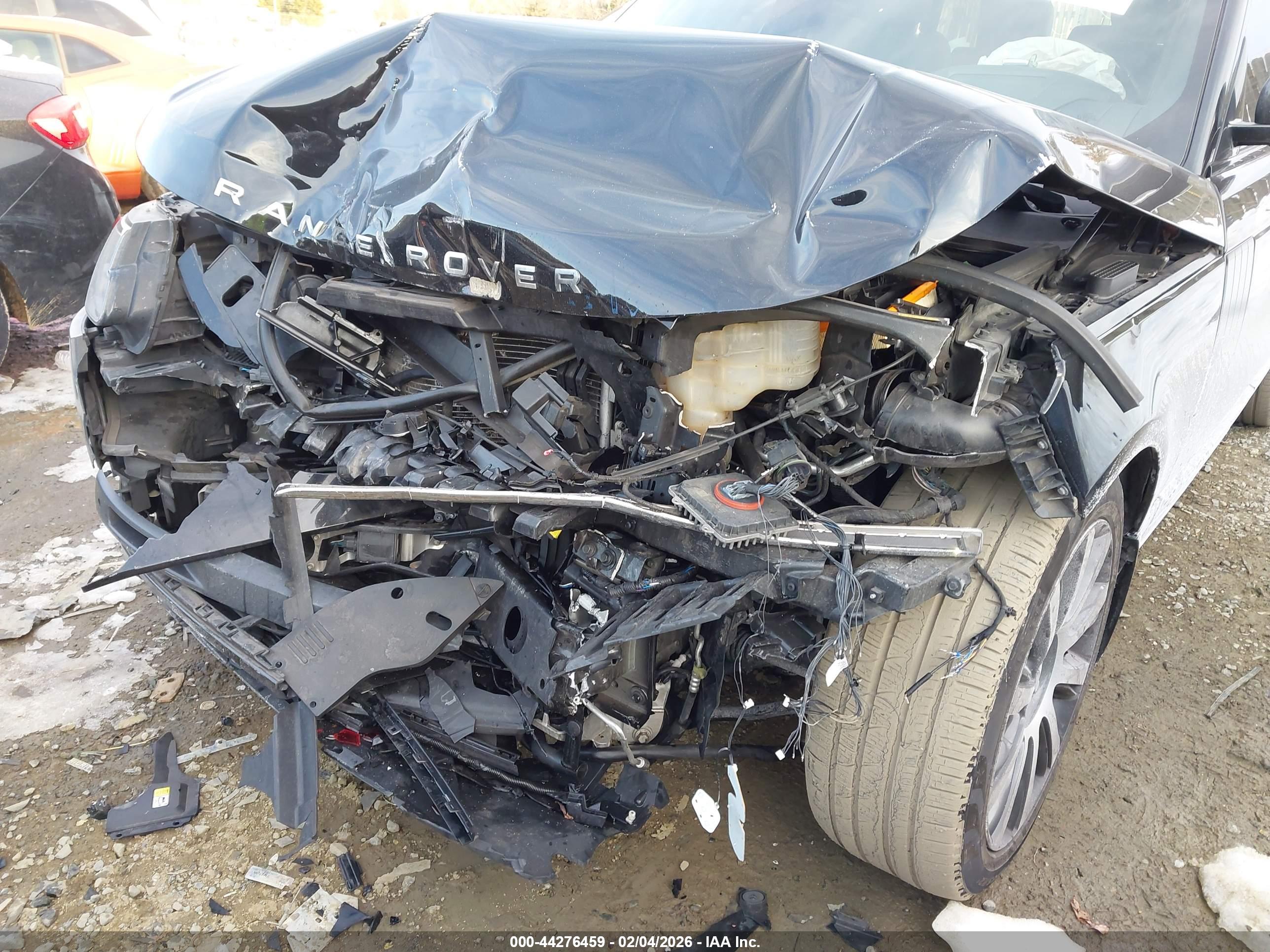 LAND ROVER image 6
