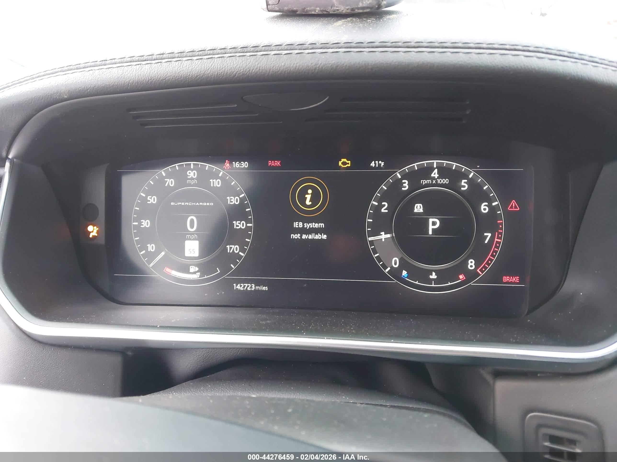 LAND ROVER image 7