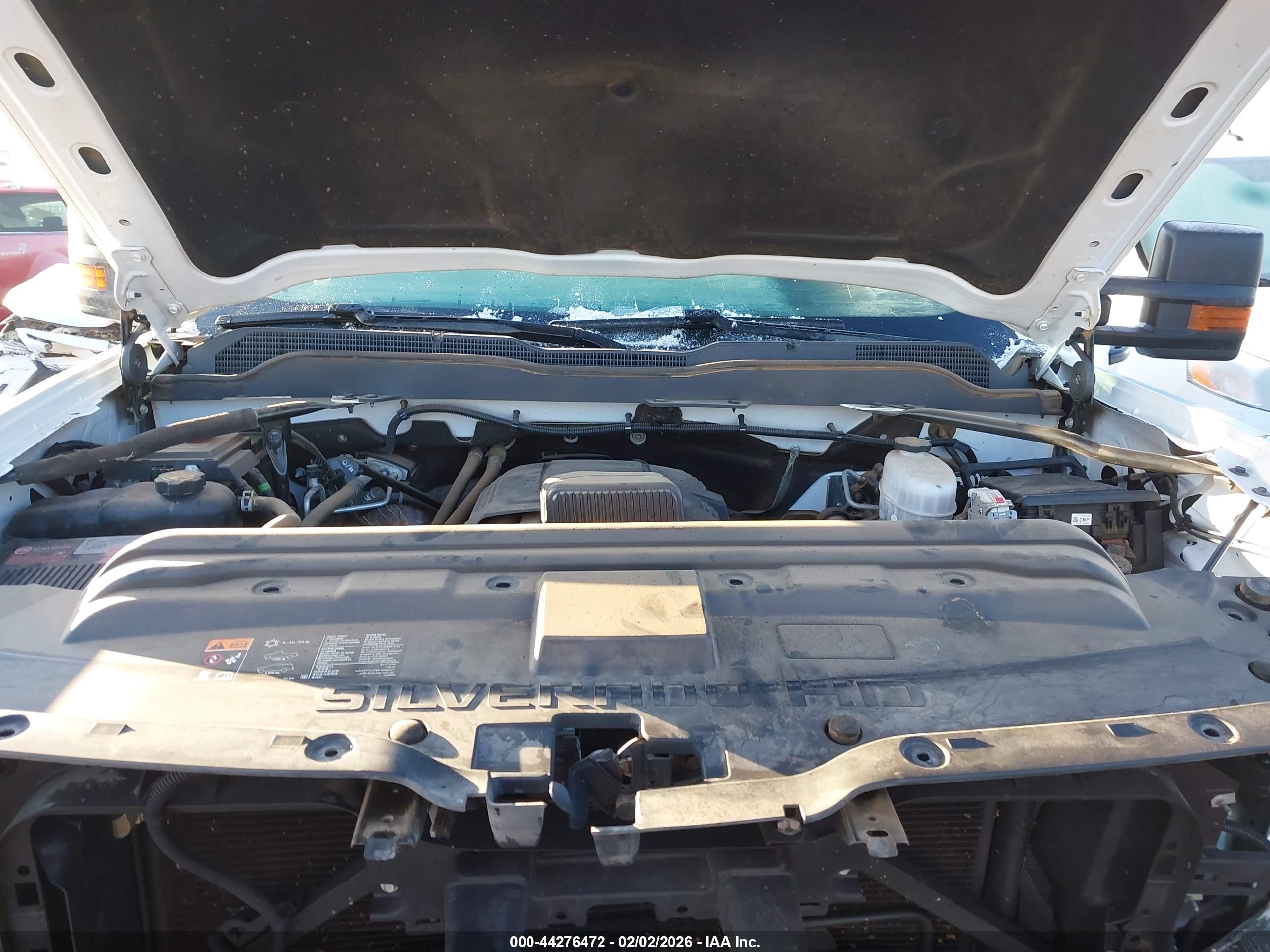 CHEVROLET SILVERADO image 10