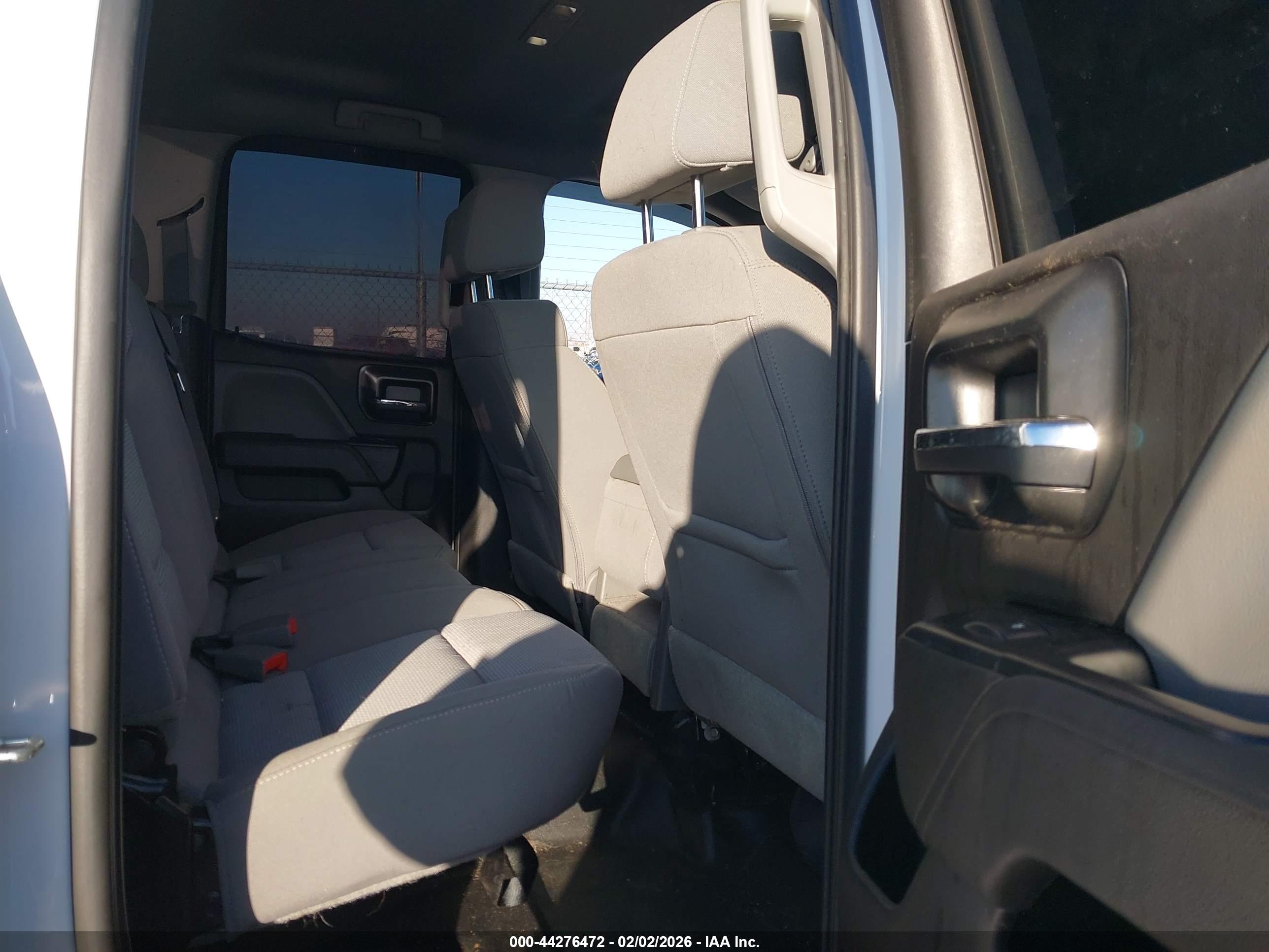 CHEVROLET SILVERADO image 8