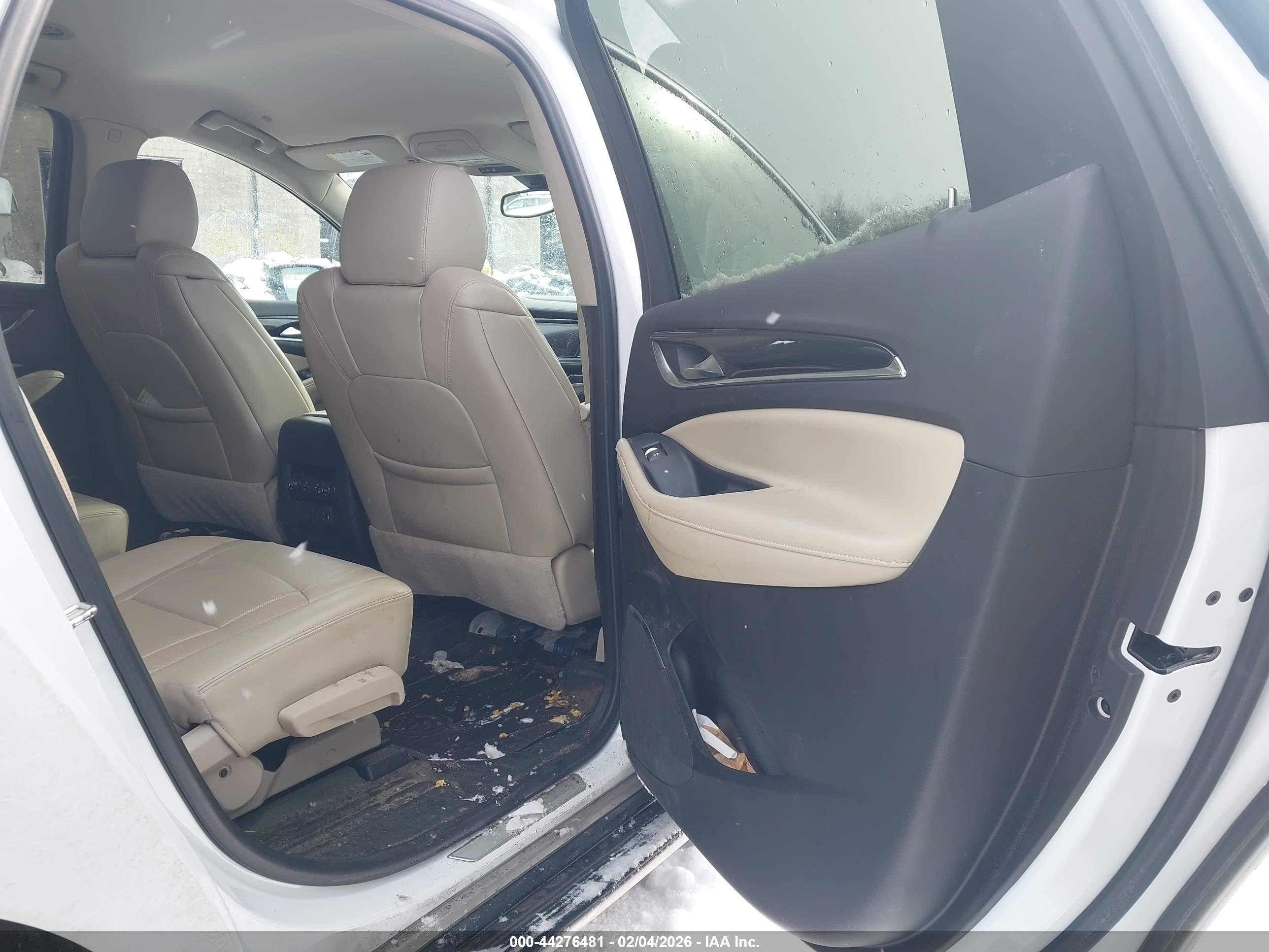 BUICK ENCLAVE image 8