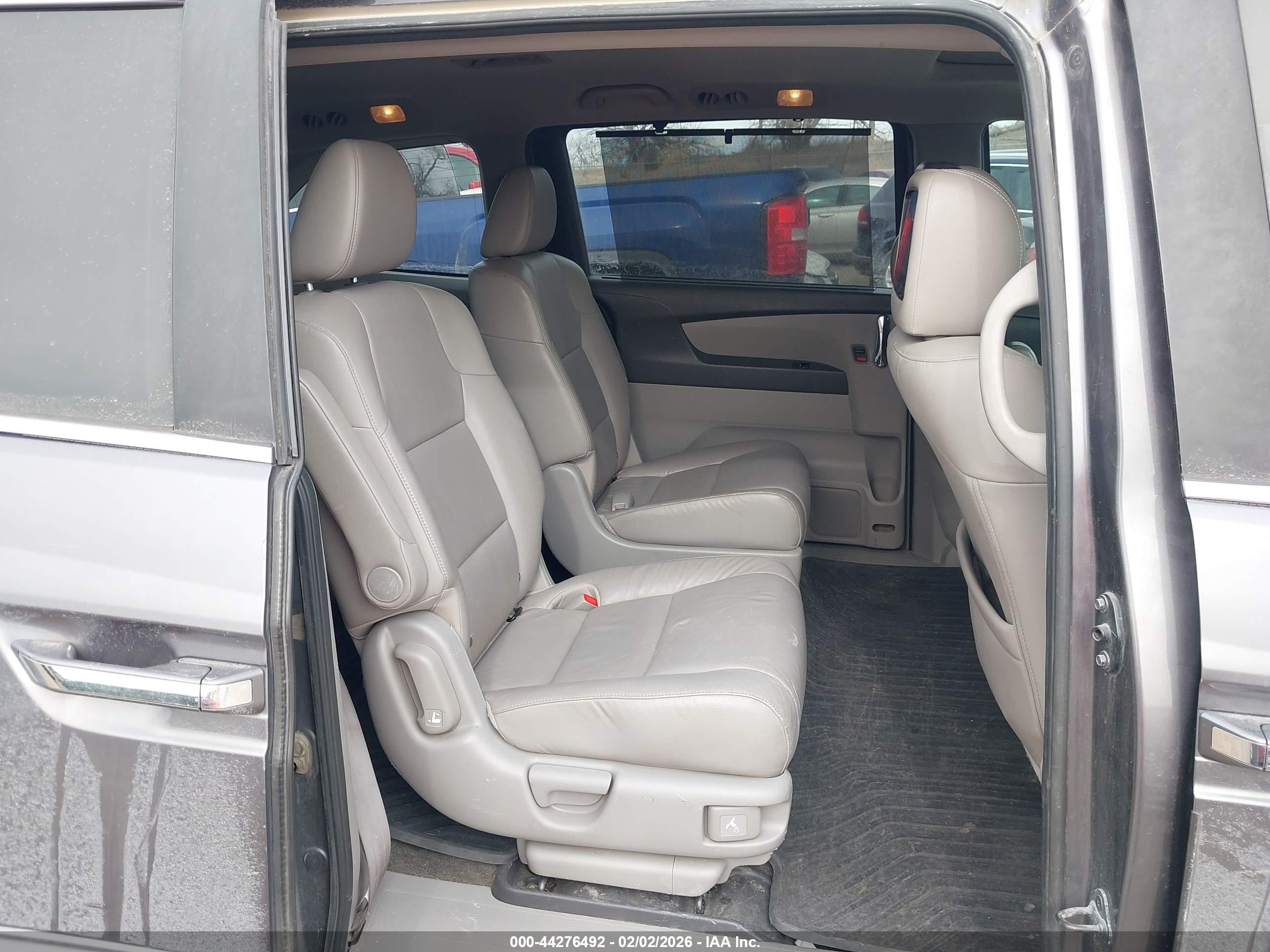 HONDA ODYSSEY image 8