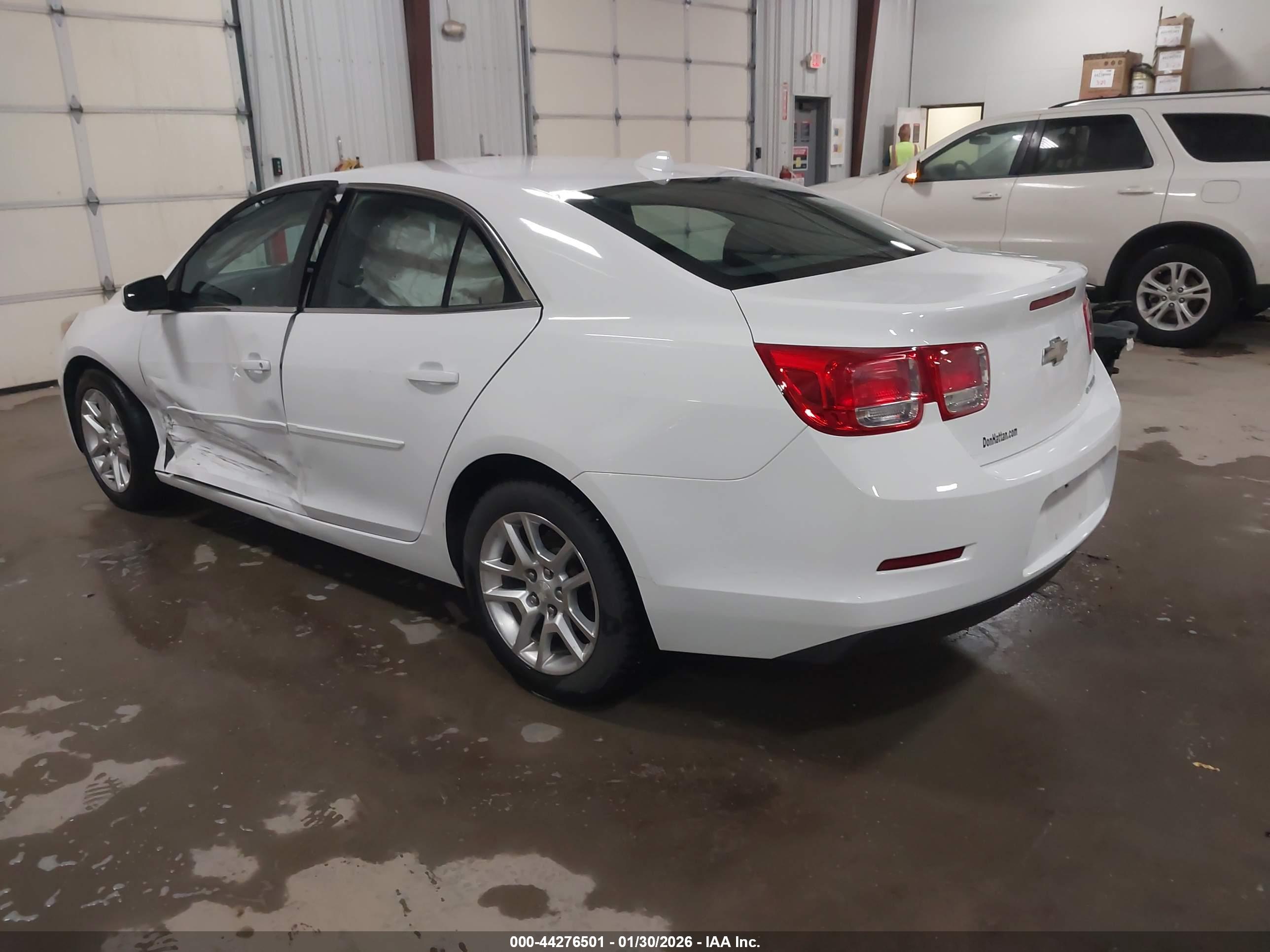 CHEVROLET MALIBU image 3