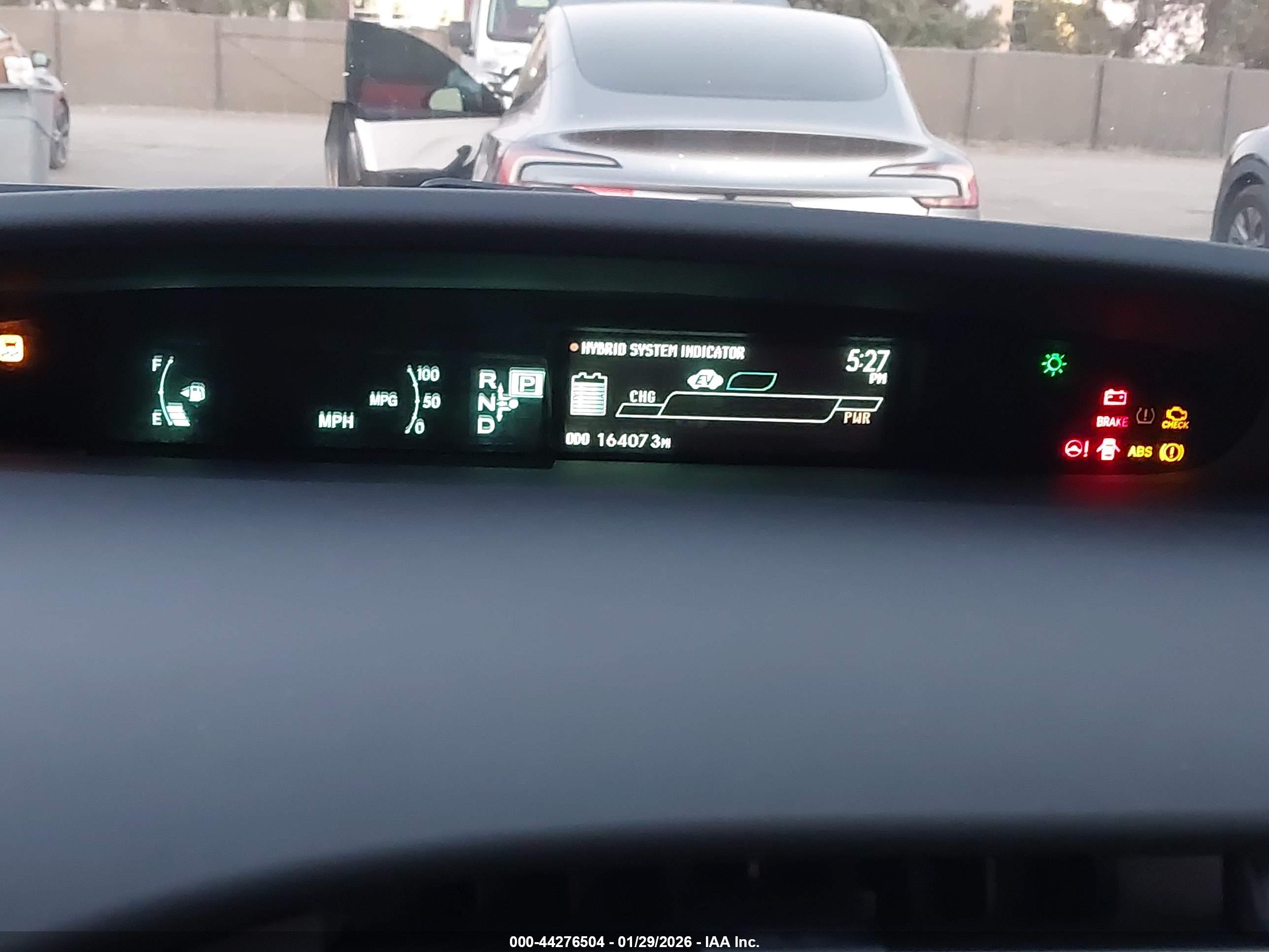 TOYOTA PRIUS image 7