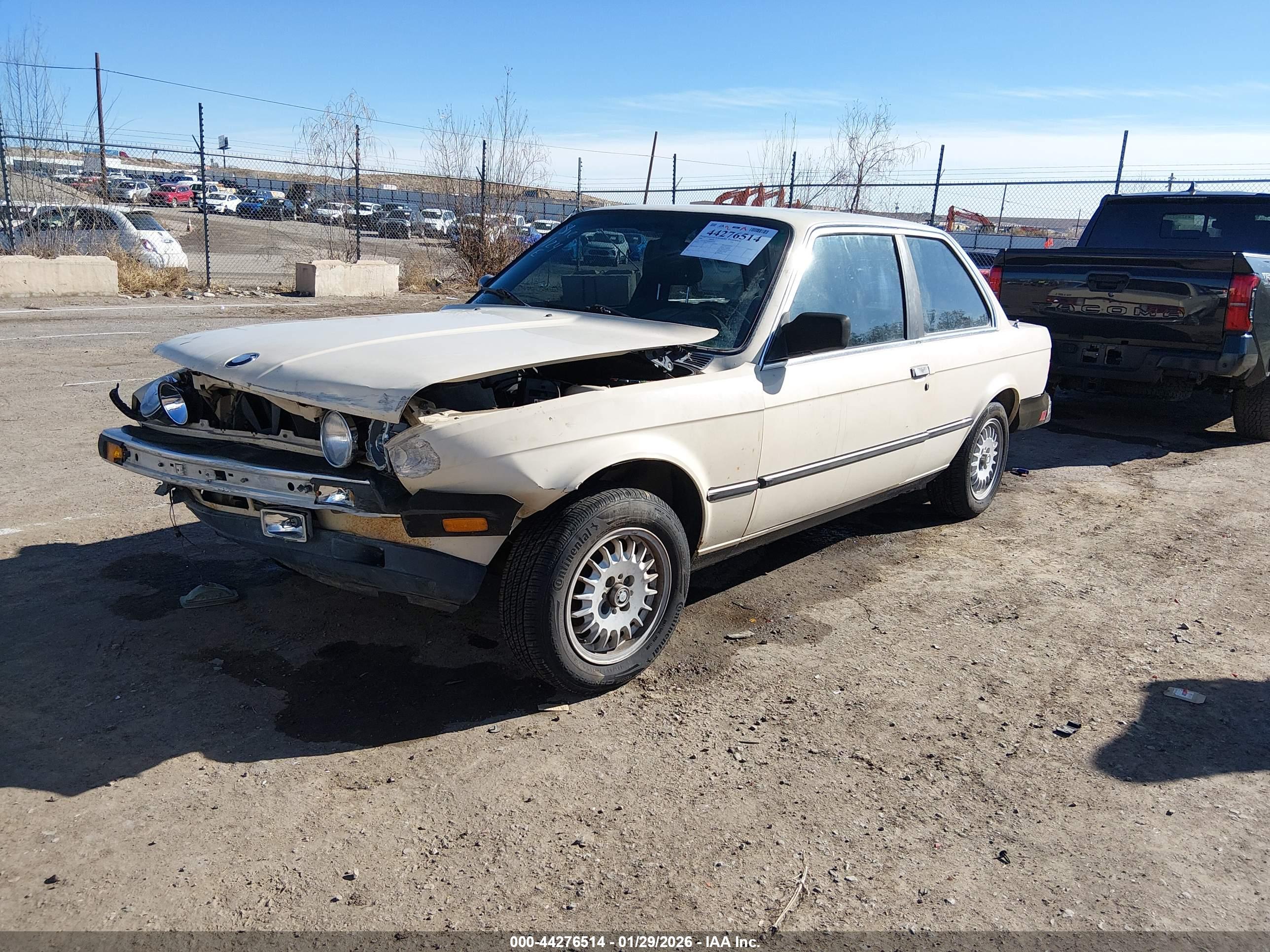 BMW 318 image 2