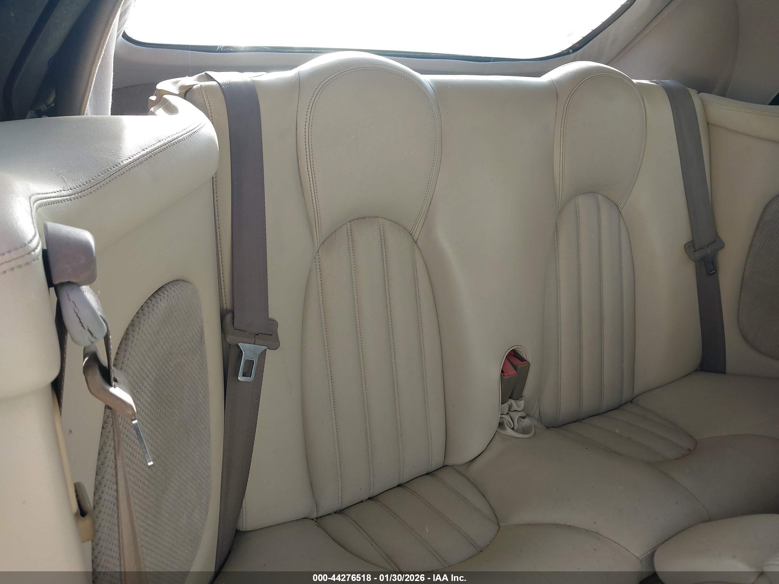 JAGUAR XK8 image 8