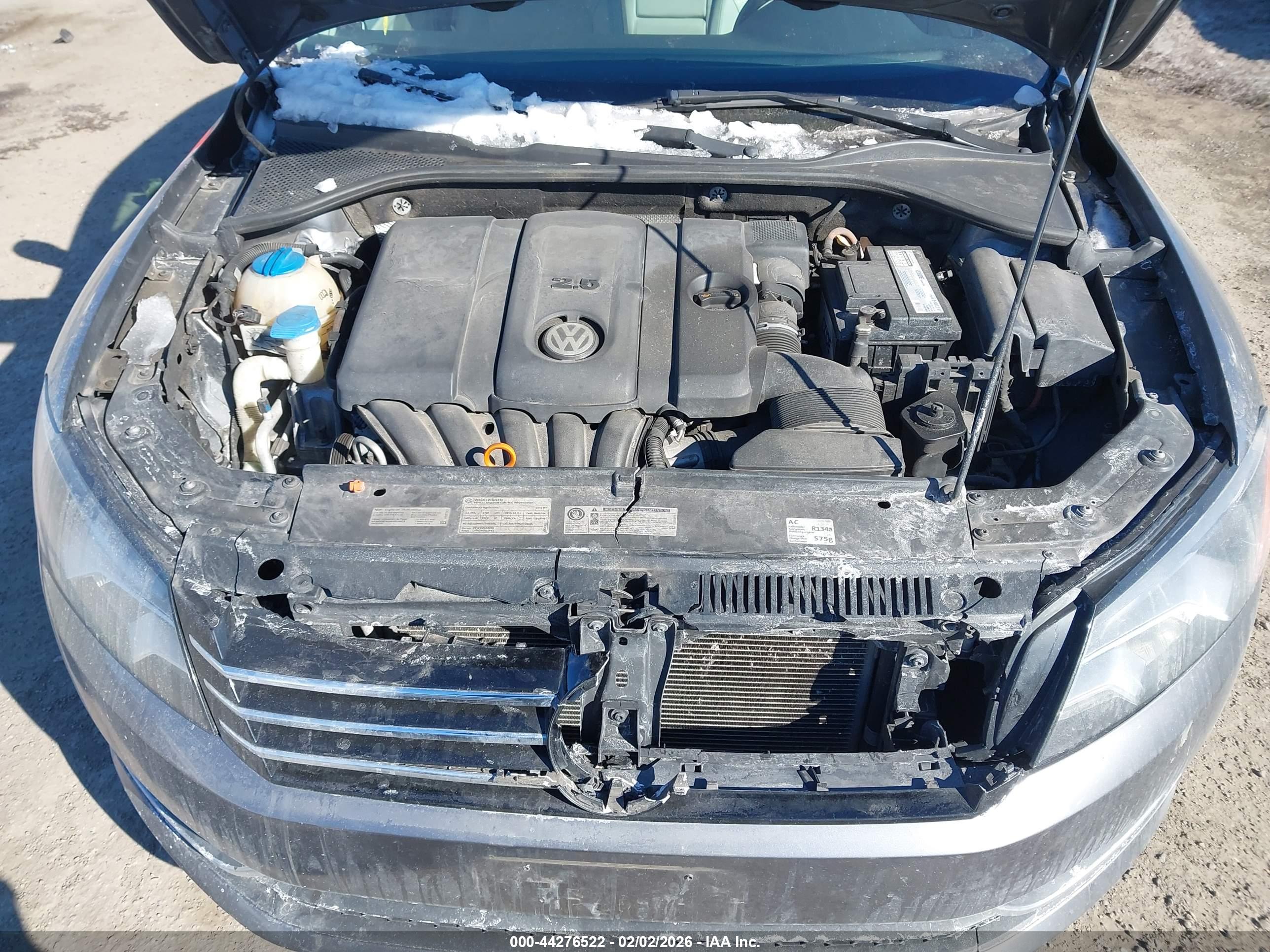 VOLKSWAGEN PASSAT image 10