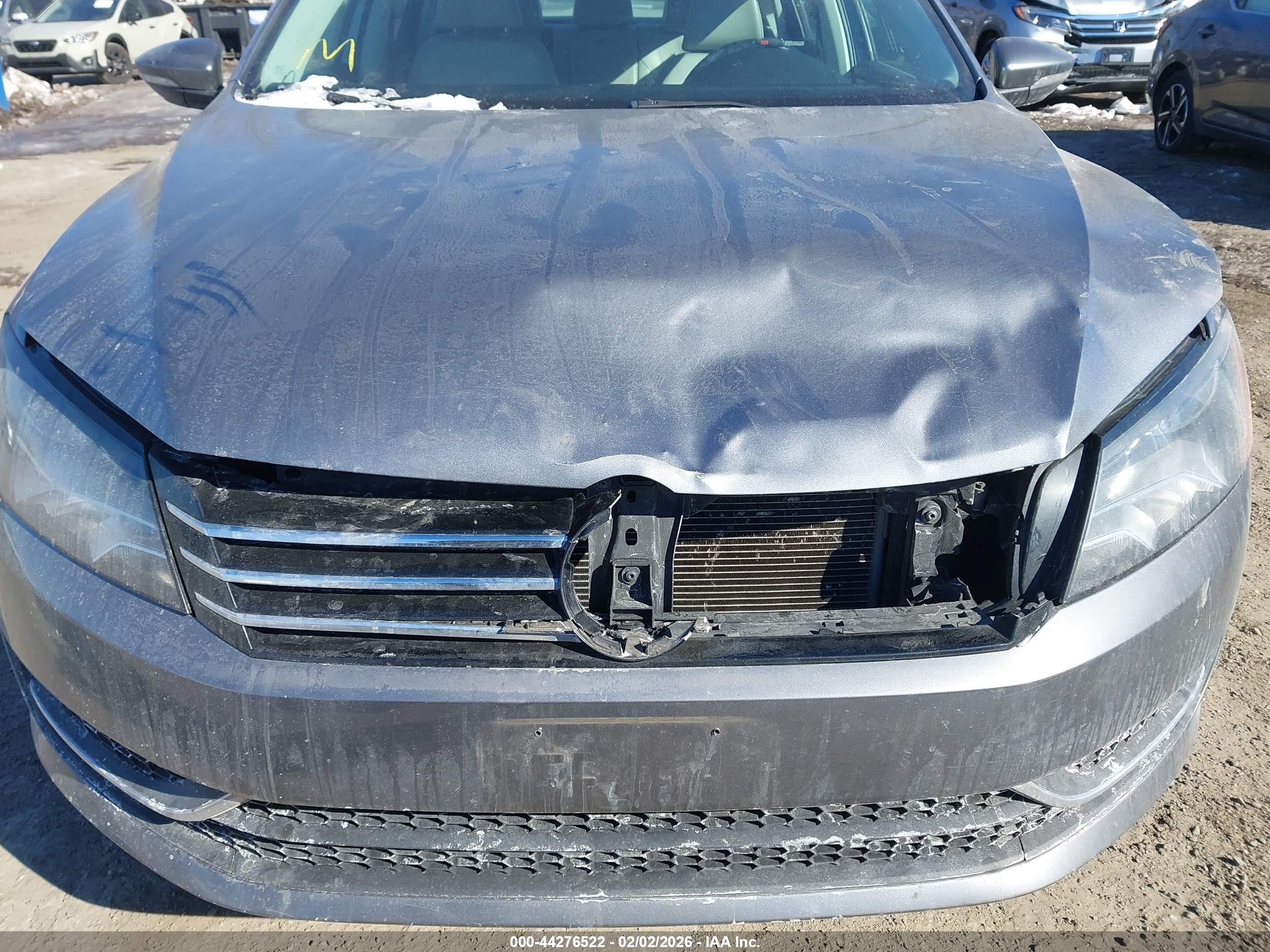 VOLKSWAGEN PASSAT image 6