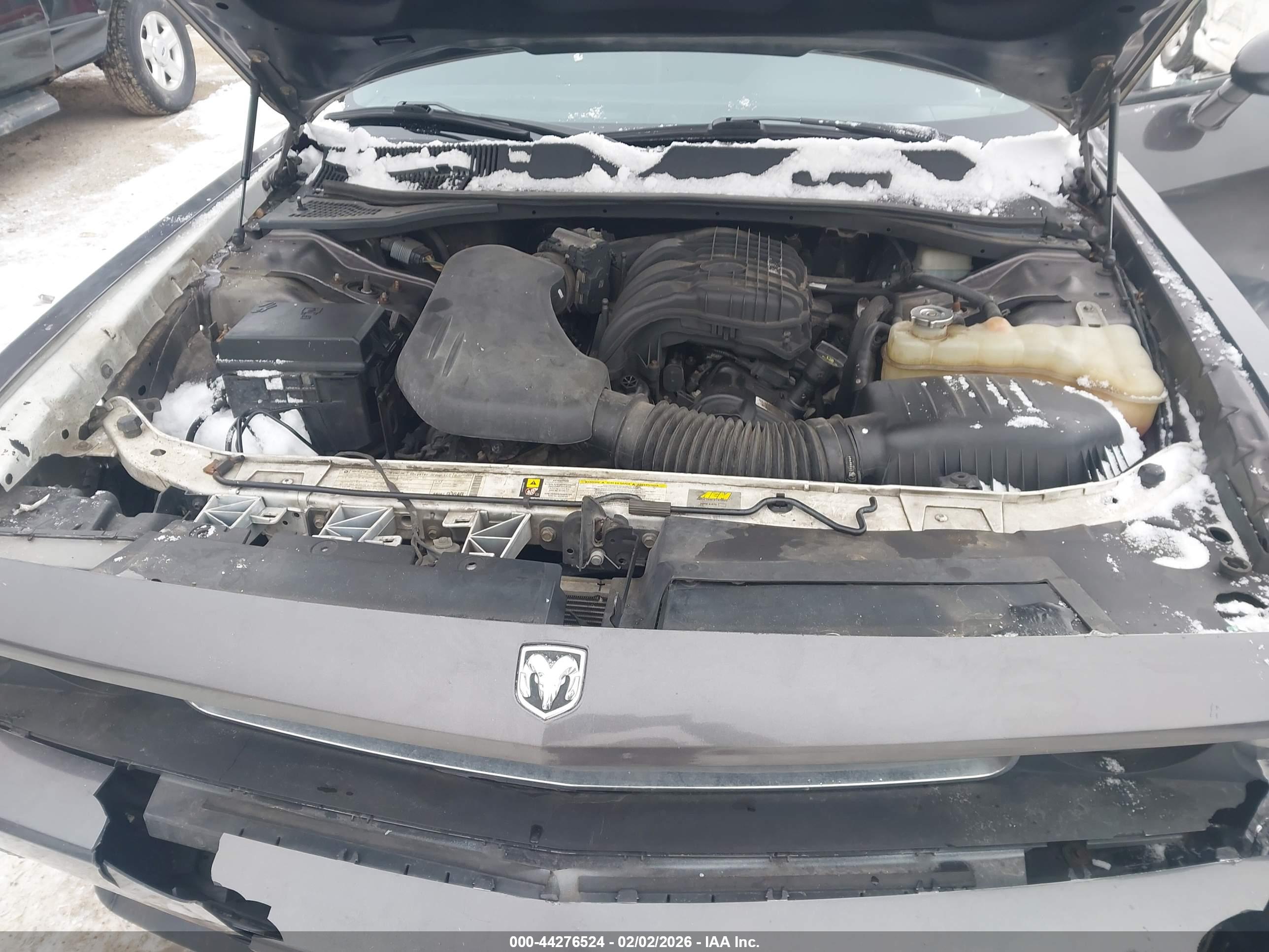 DODGE CHALLENGER image 10