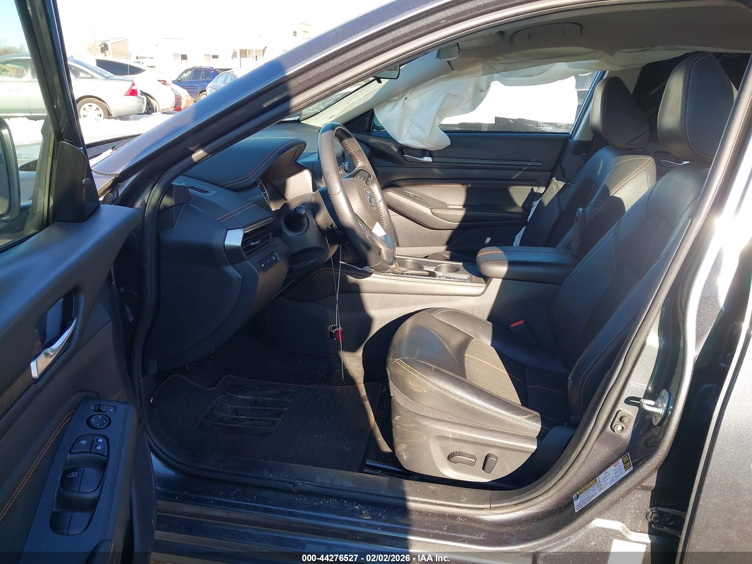 NISSAN ALTIMA image 5