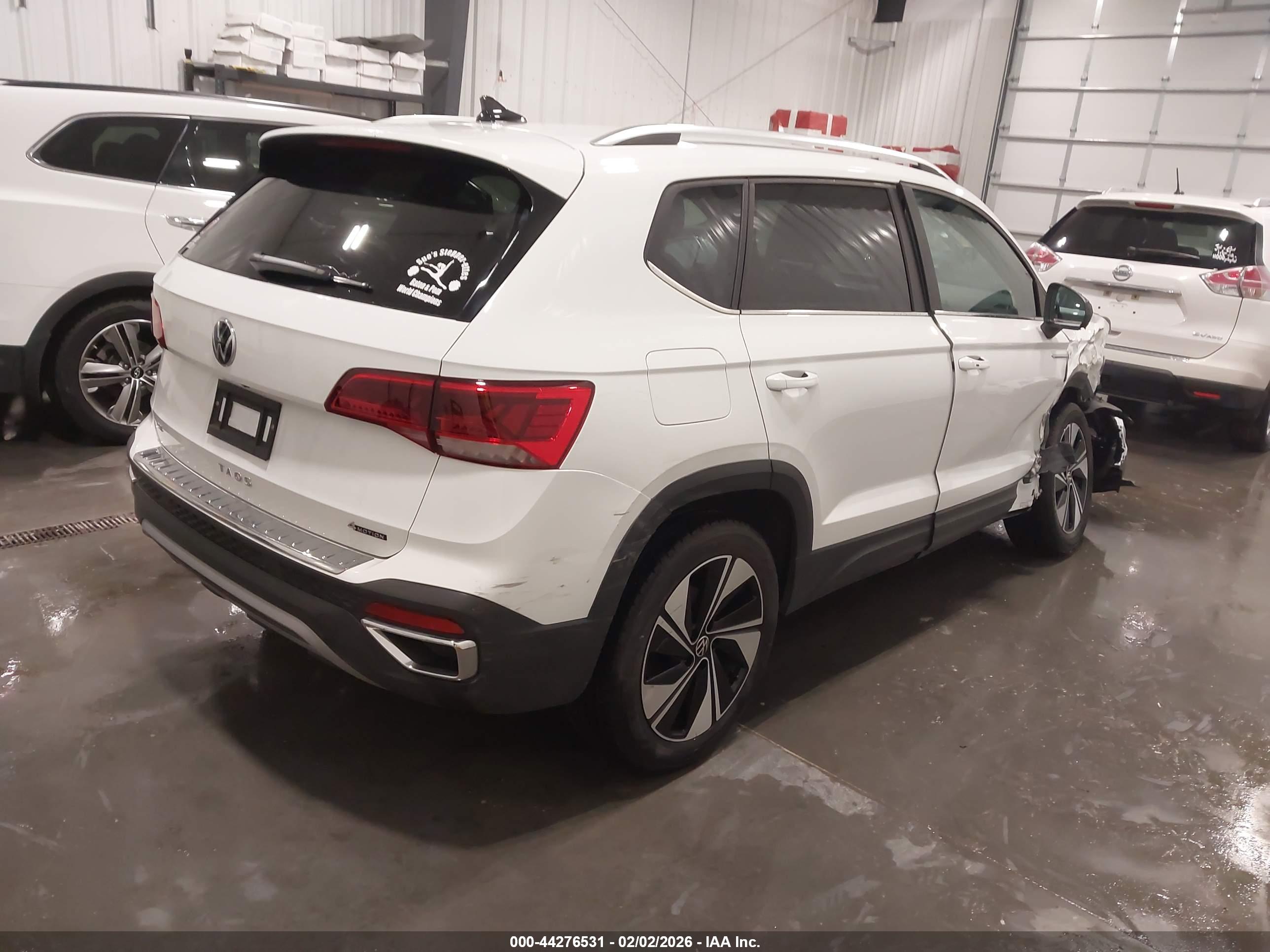 VOLKSWAGEN TAOS image 4