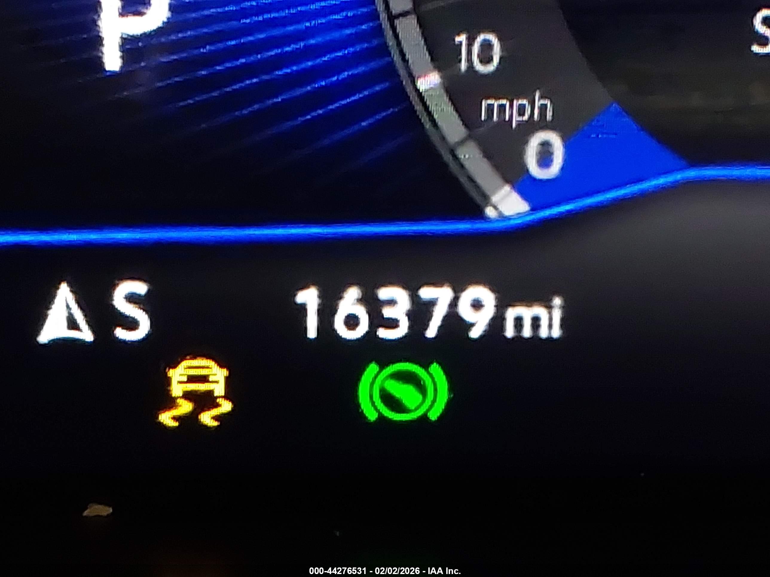 VOLKSWAGEN TAOS image 7