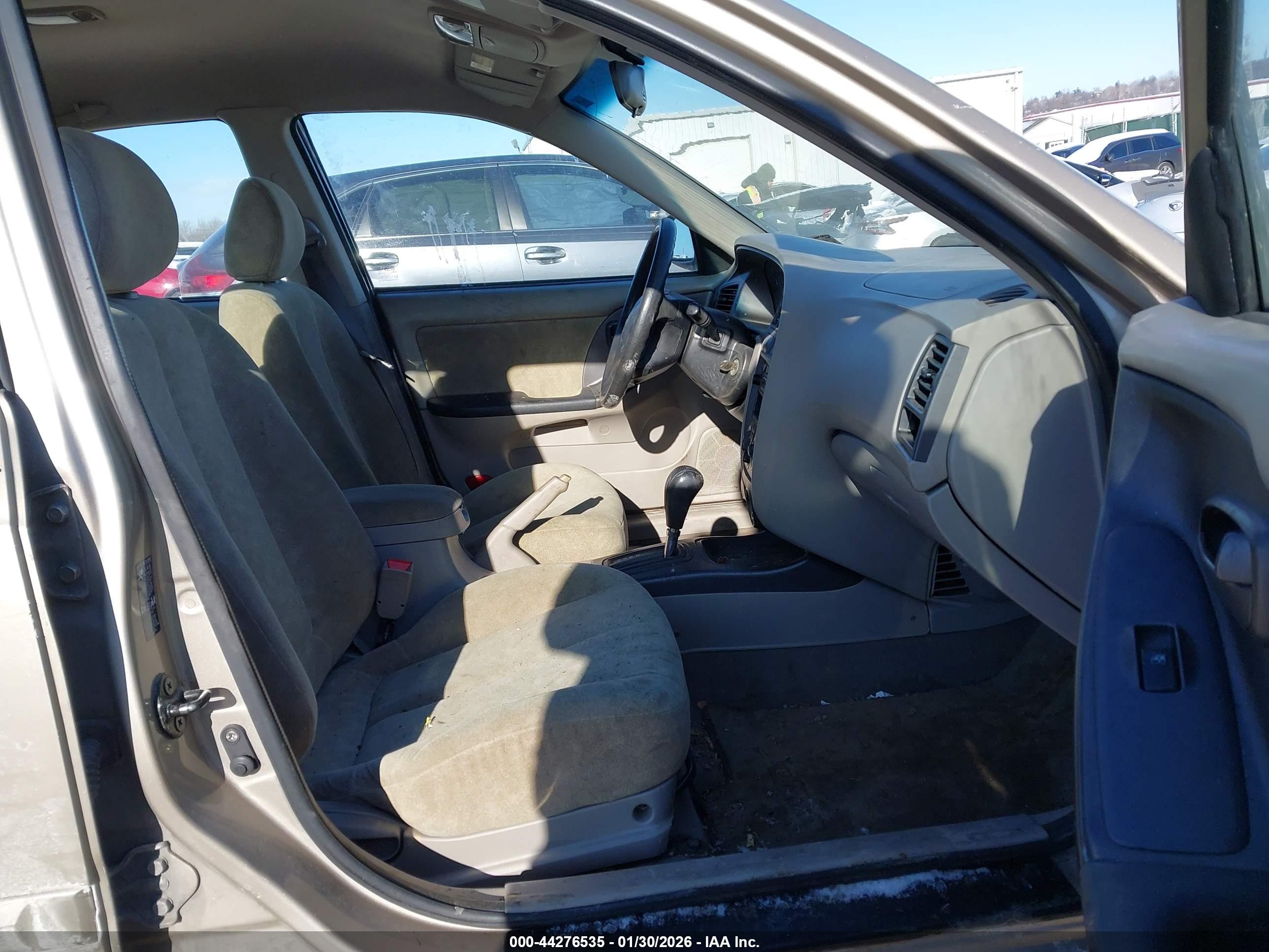 HYUNDAI ELANTRA image 5