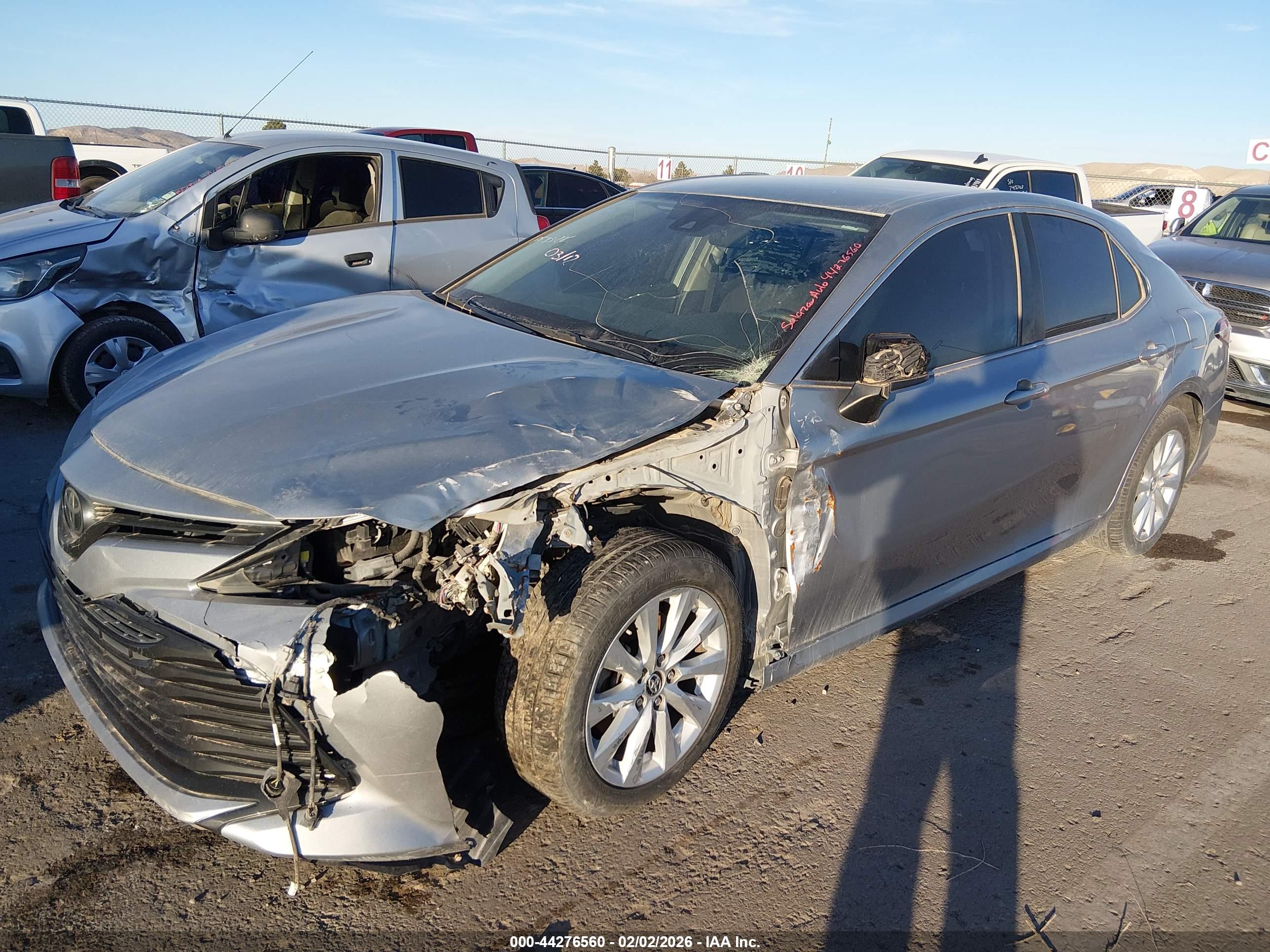 TOYOTA CAMRY image 2
