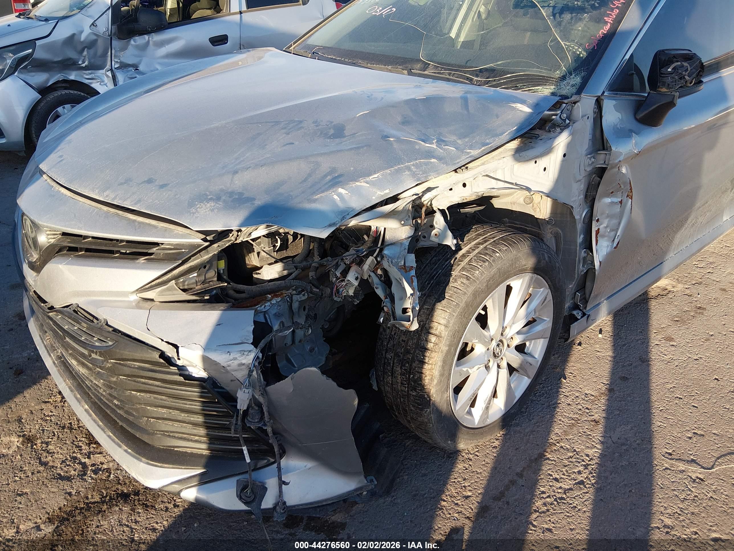 TOYOTA CAMRY image 6