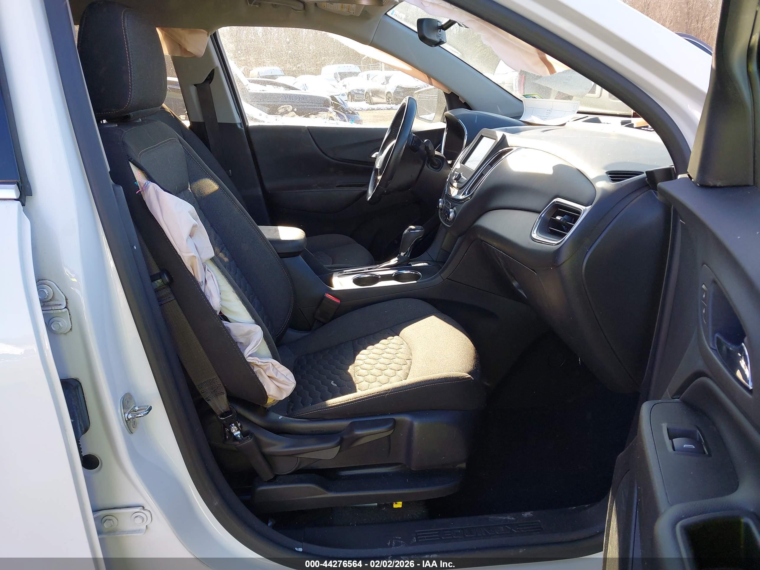 CHEVROLET EQUINOX image 5