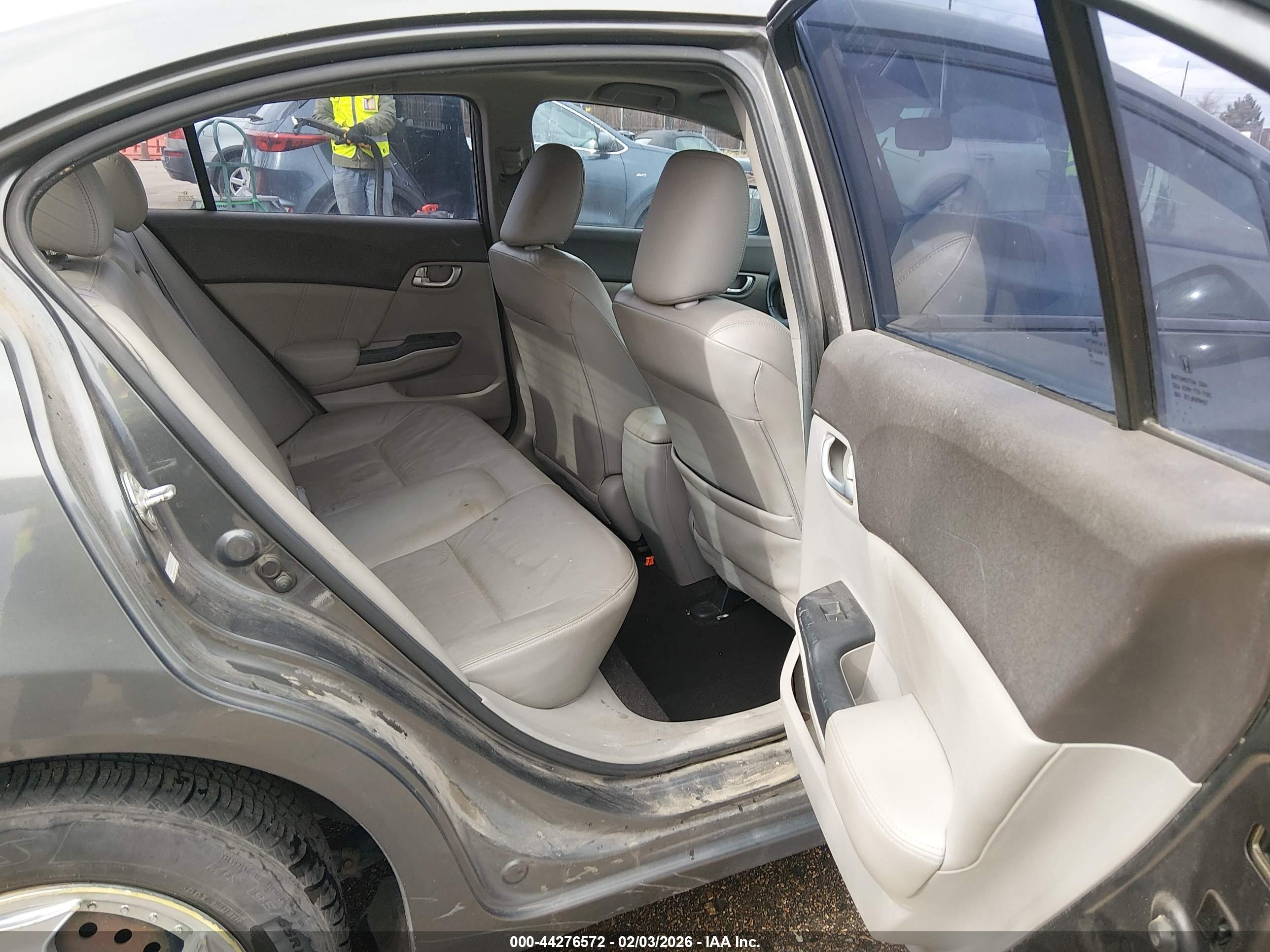 HONDA CIVIC image 8