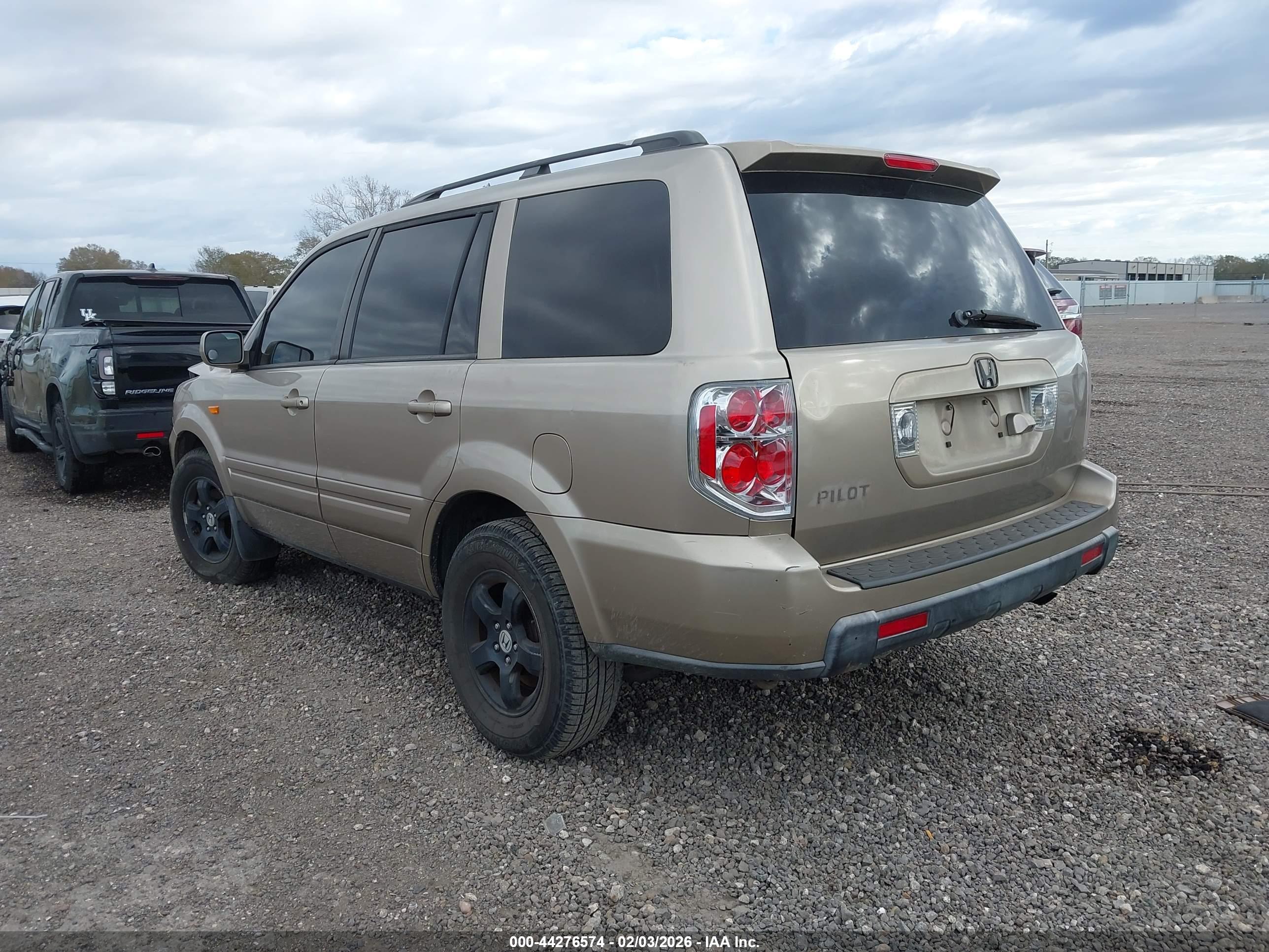 HONDA PILOT image 3