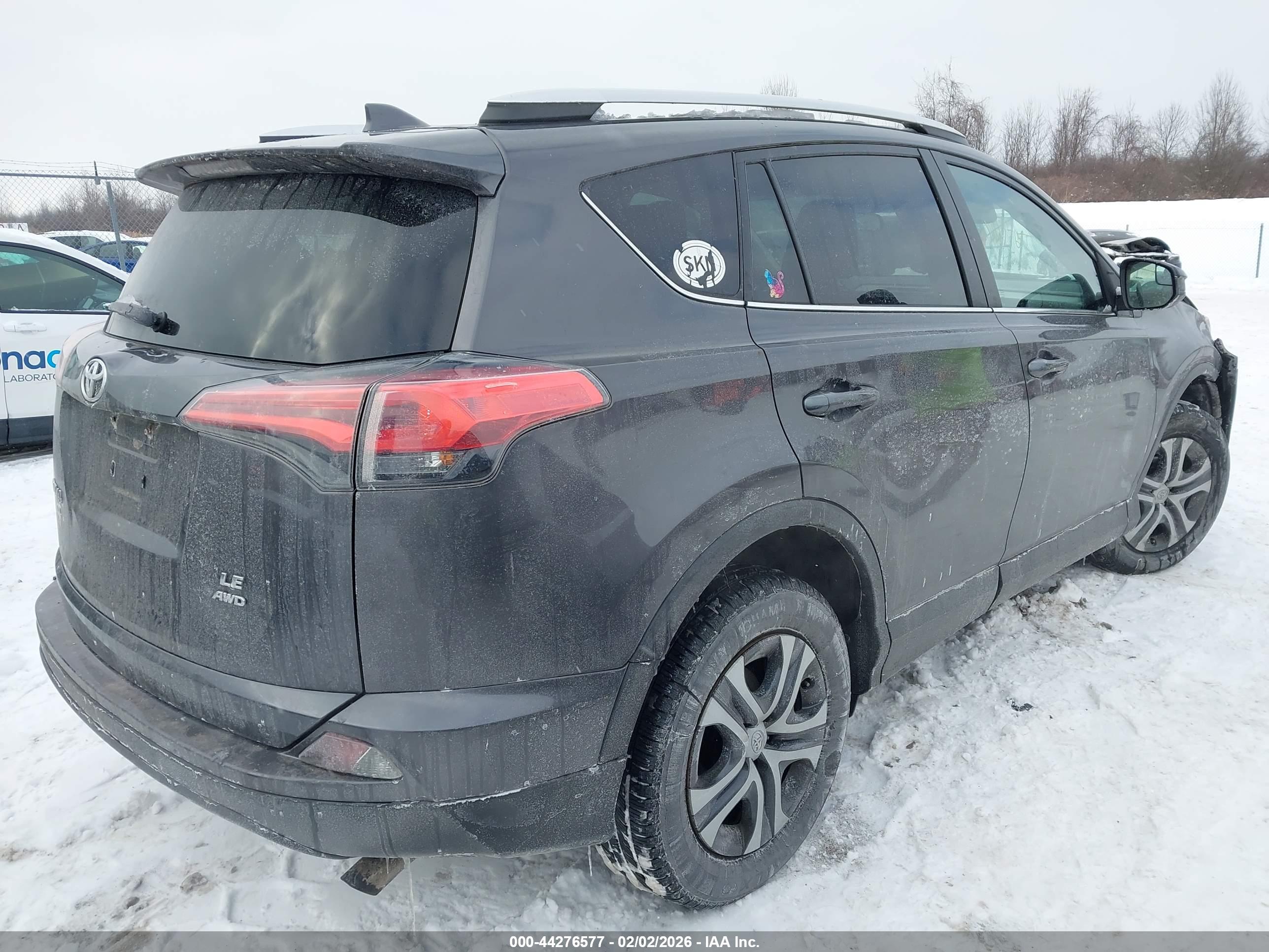 TOYOTA RAV4 image 4