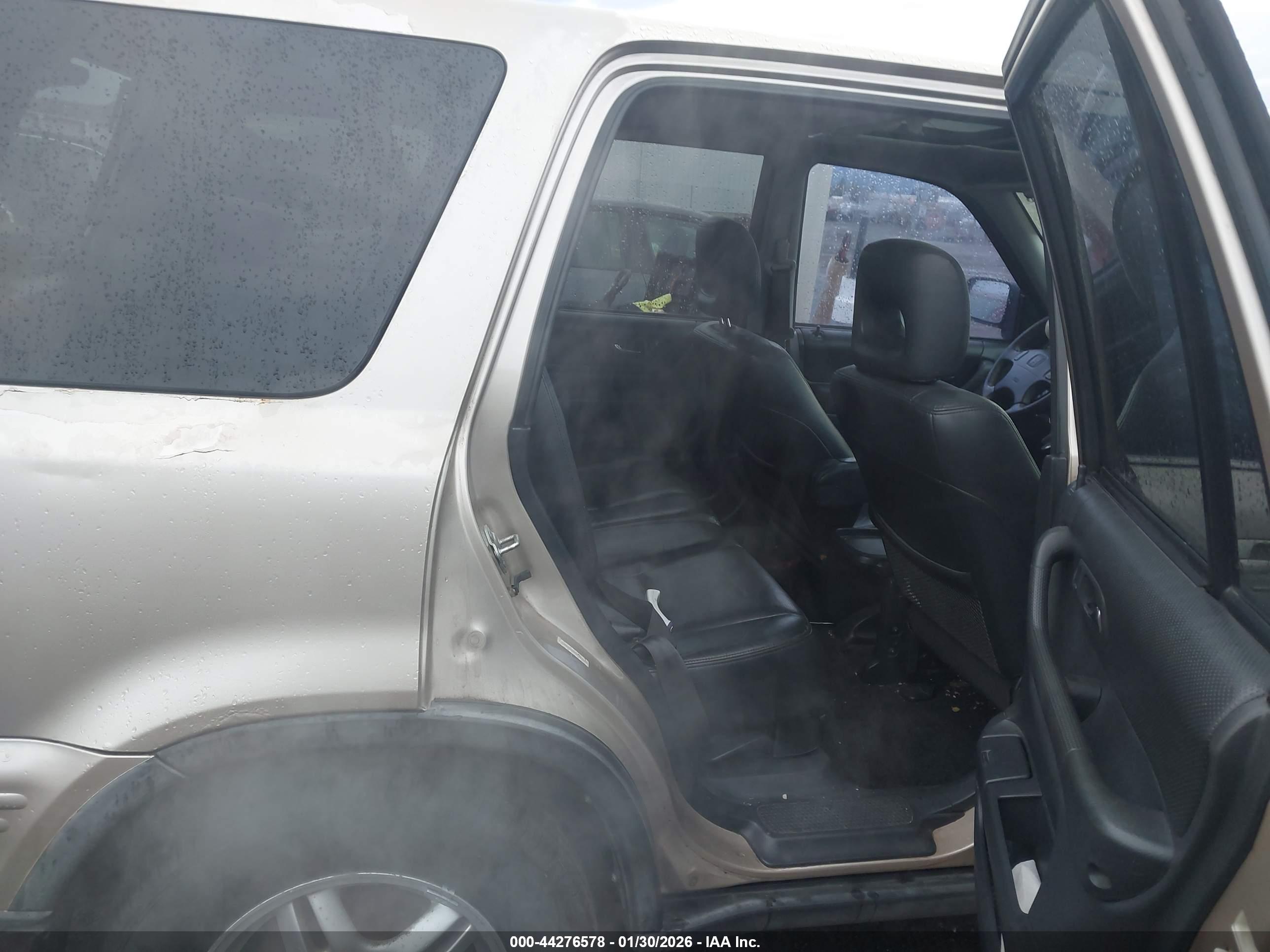 HONDA CR-V image 8