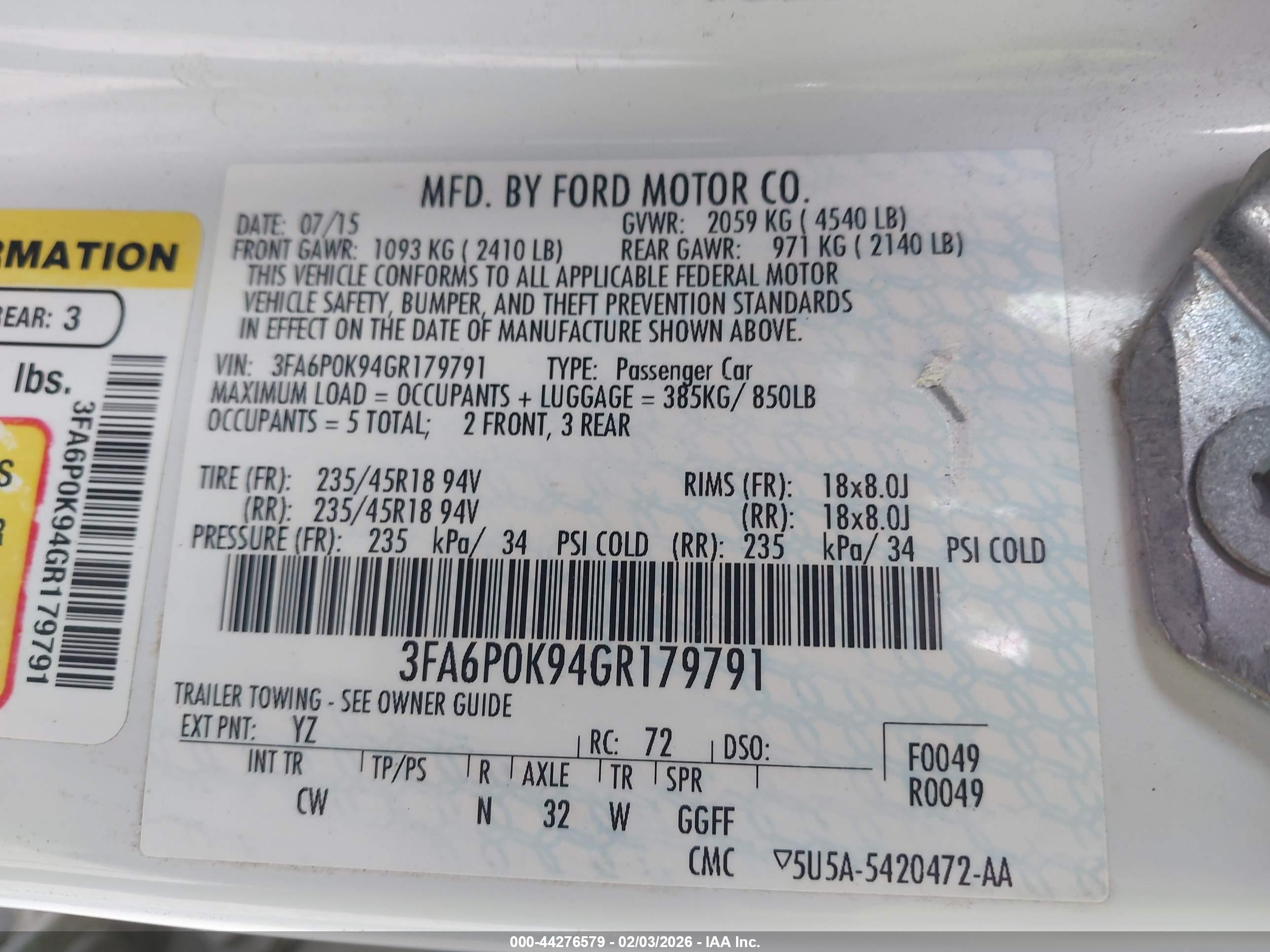 FORD FUSION image 9