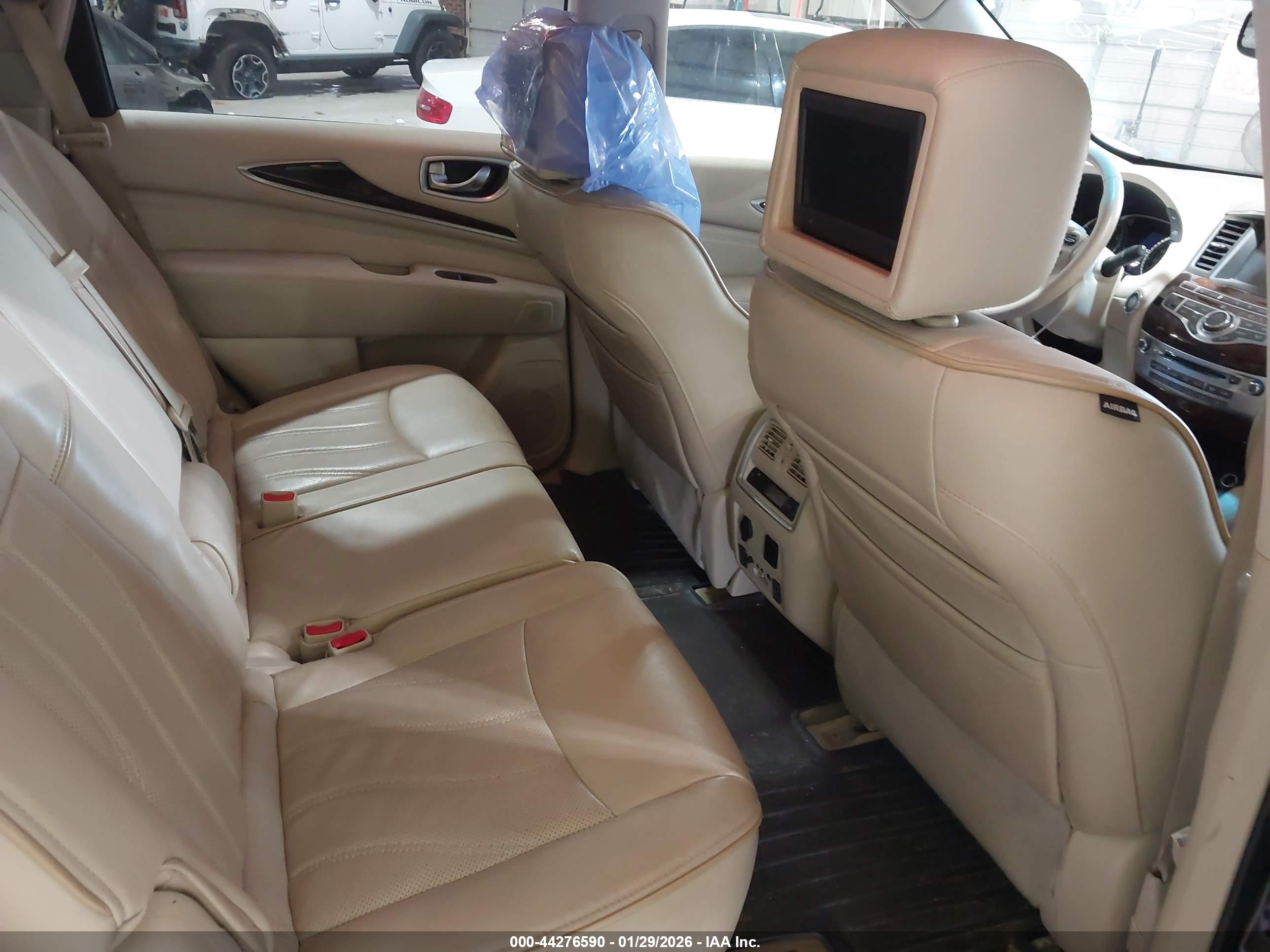 INFINITI QX60 image 8