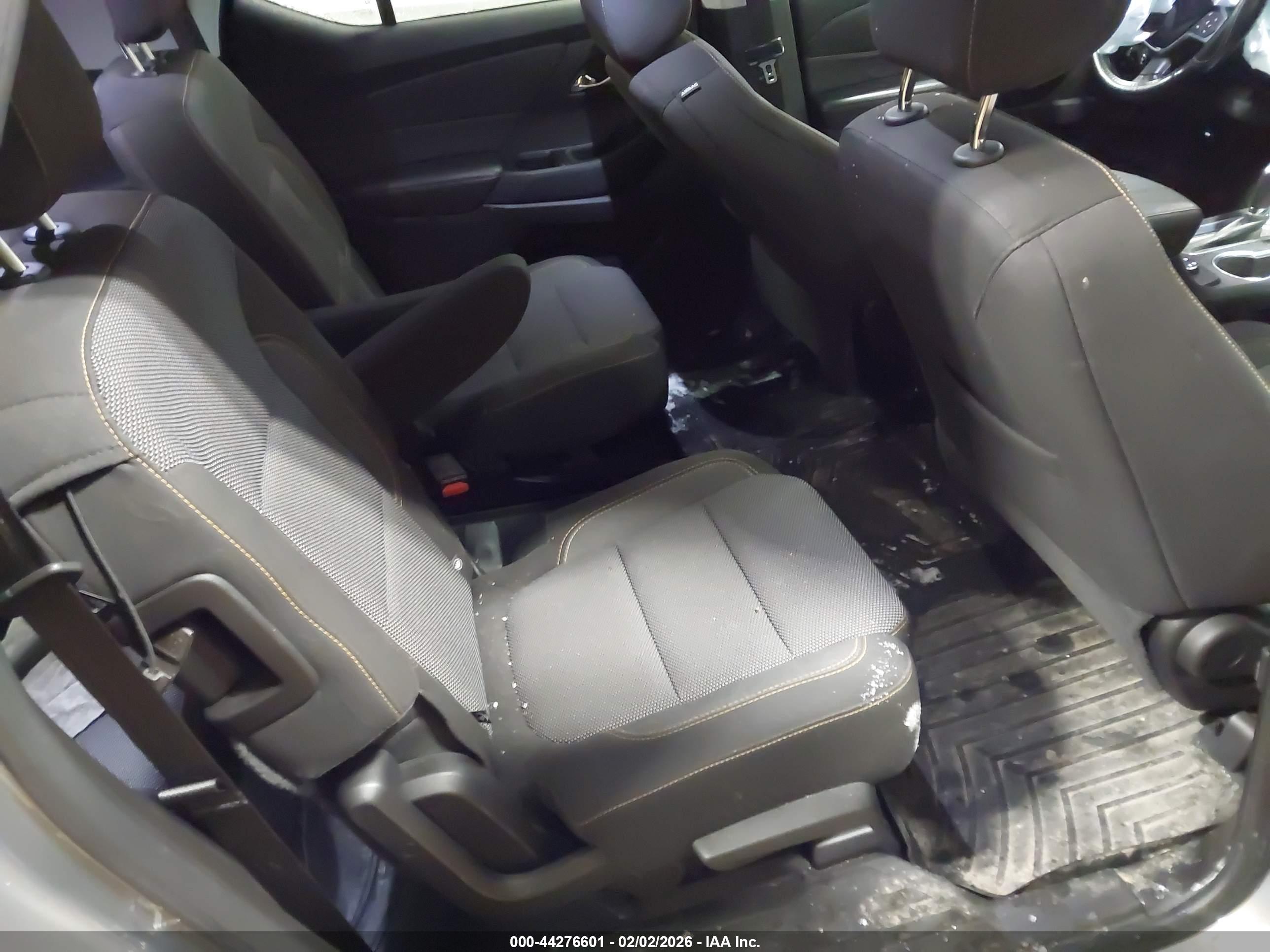 CHEVROLET TRAVERSE image 8