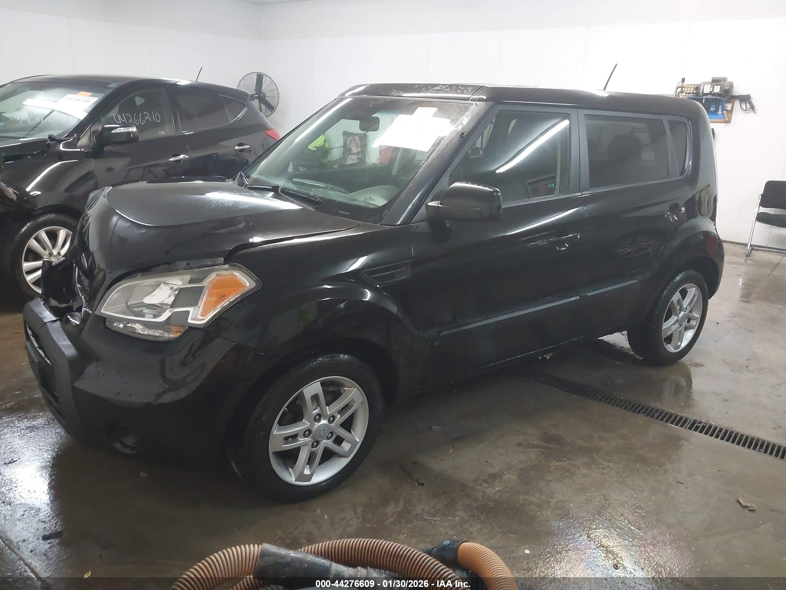 KIA SOUL image 2
