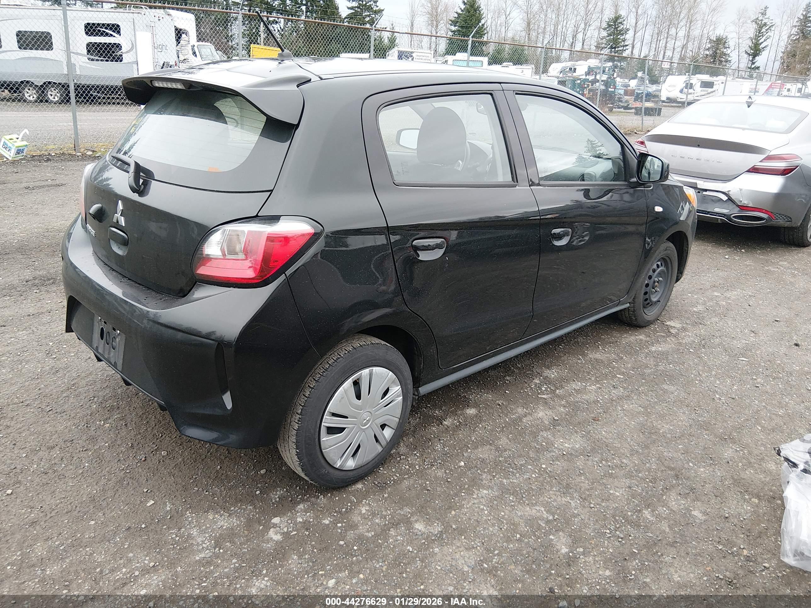 MITSUBISHI MIRAGE image 4