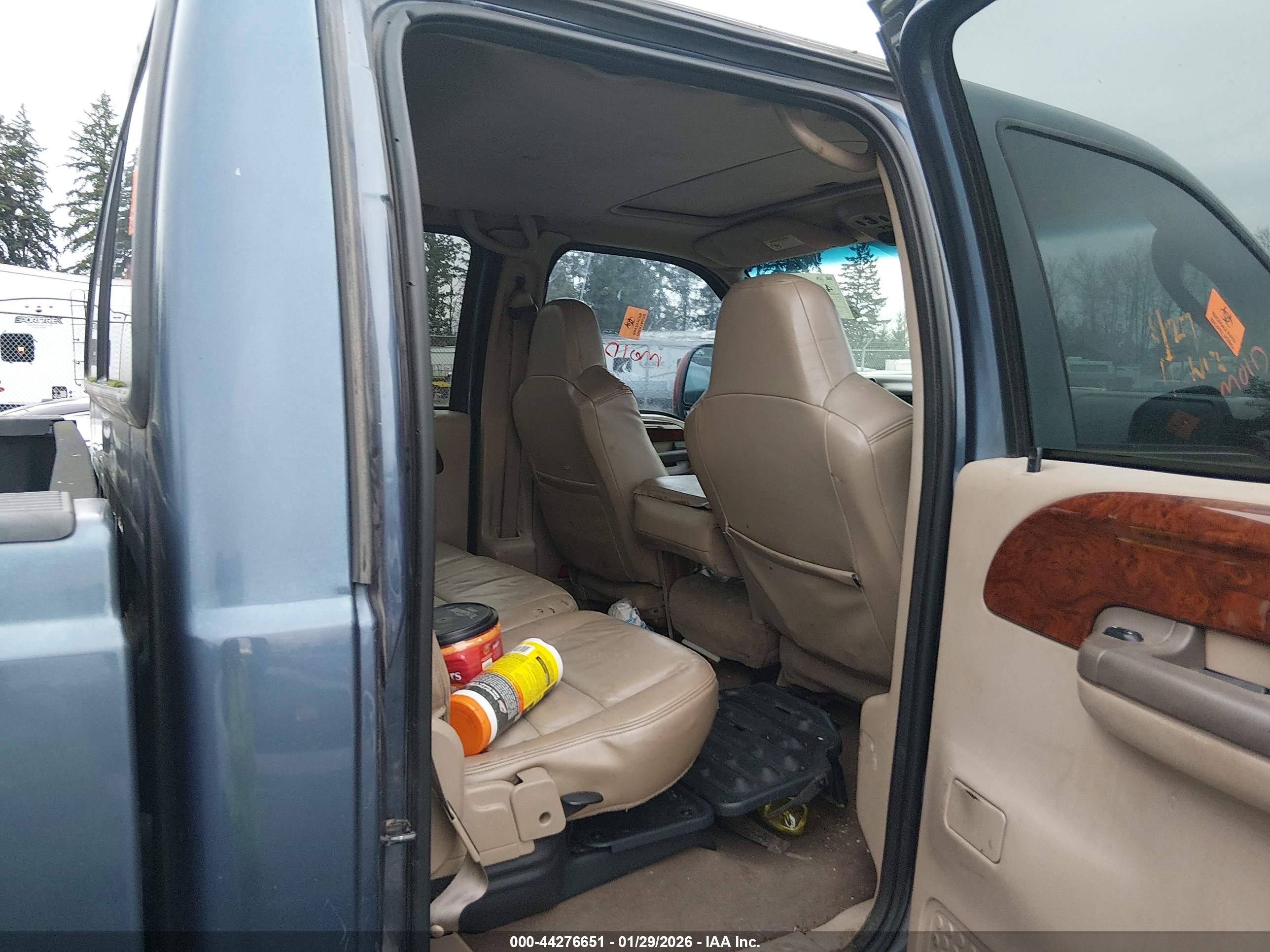 FORD F-250 image 8