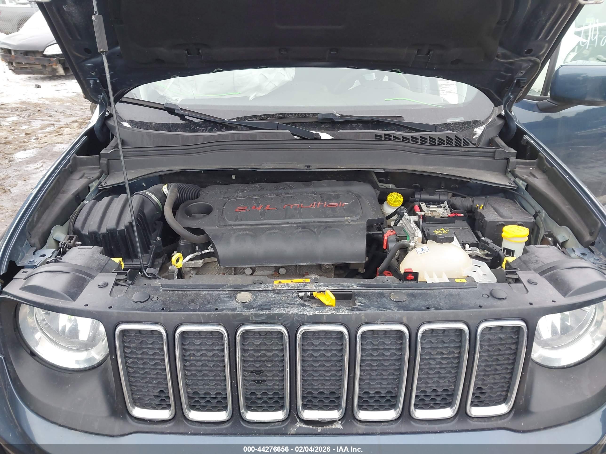 JEEP RENEGADE image 10