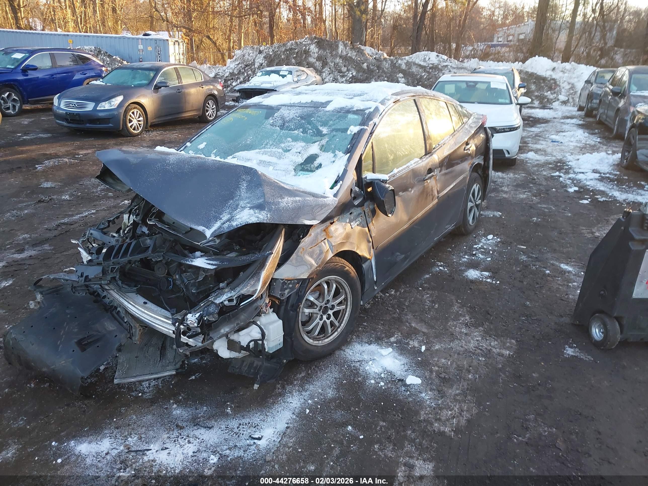 TOYOTA PRIUS image 2