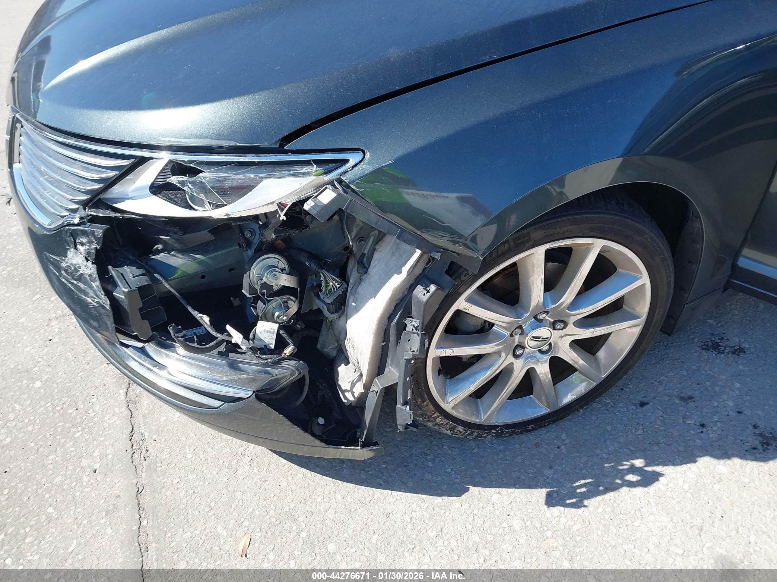 LINCOLN MKZ image 6