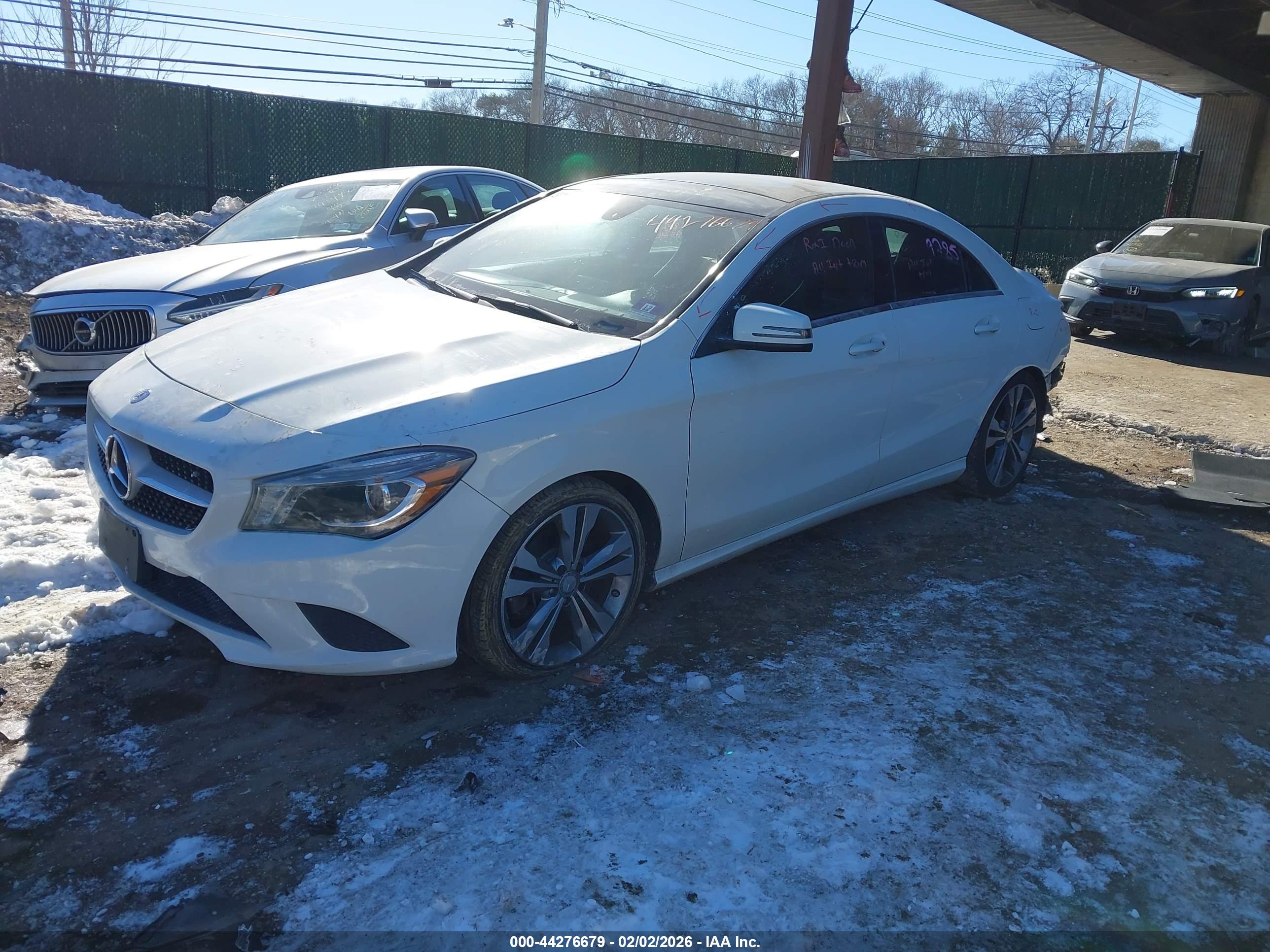 MERCEDES-BENZ CLA image 2