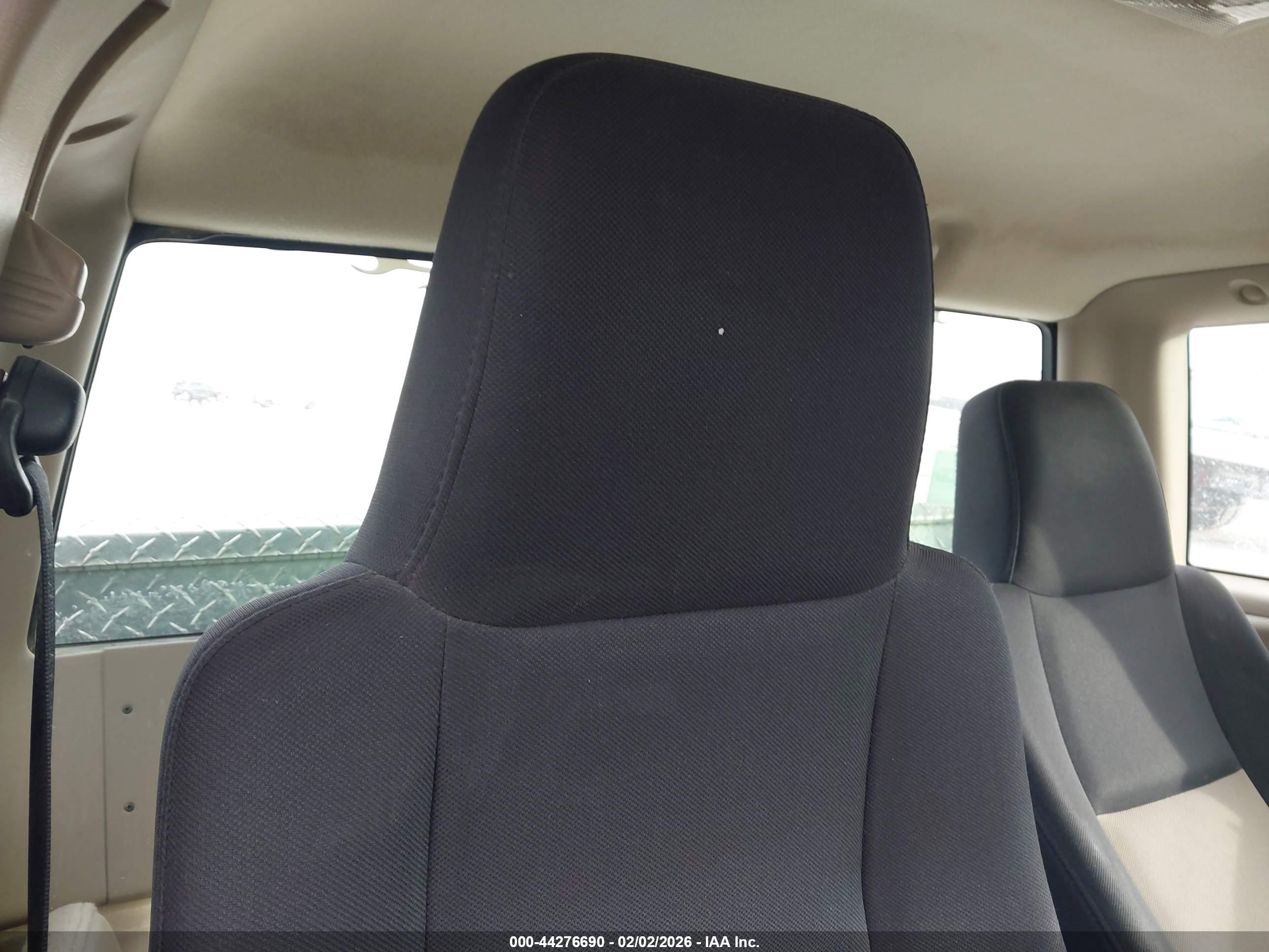 FORD RANGER image 8