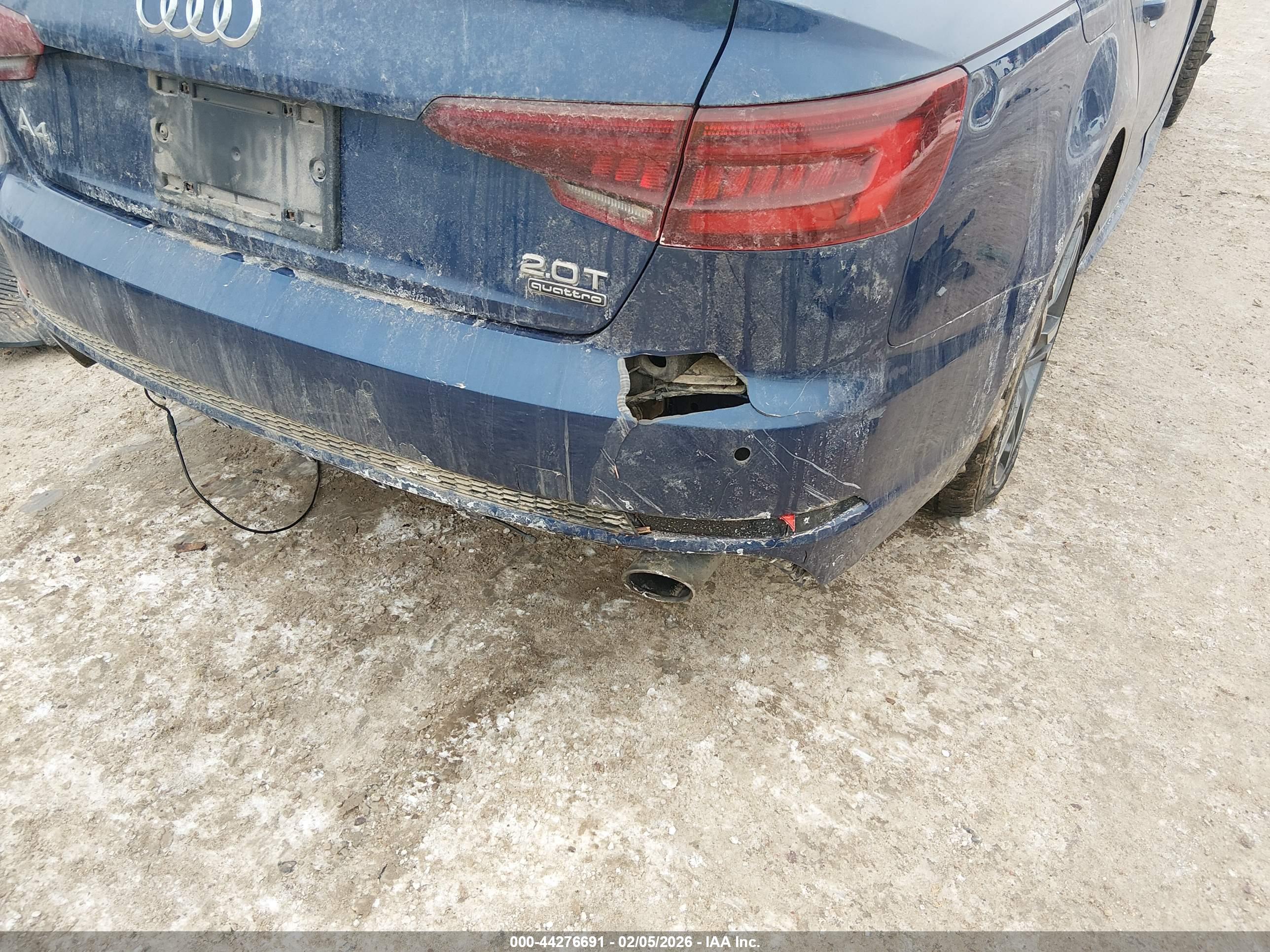 AUDI A4 image 6