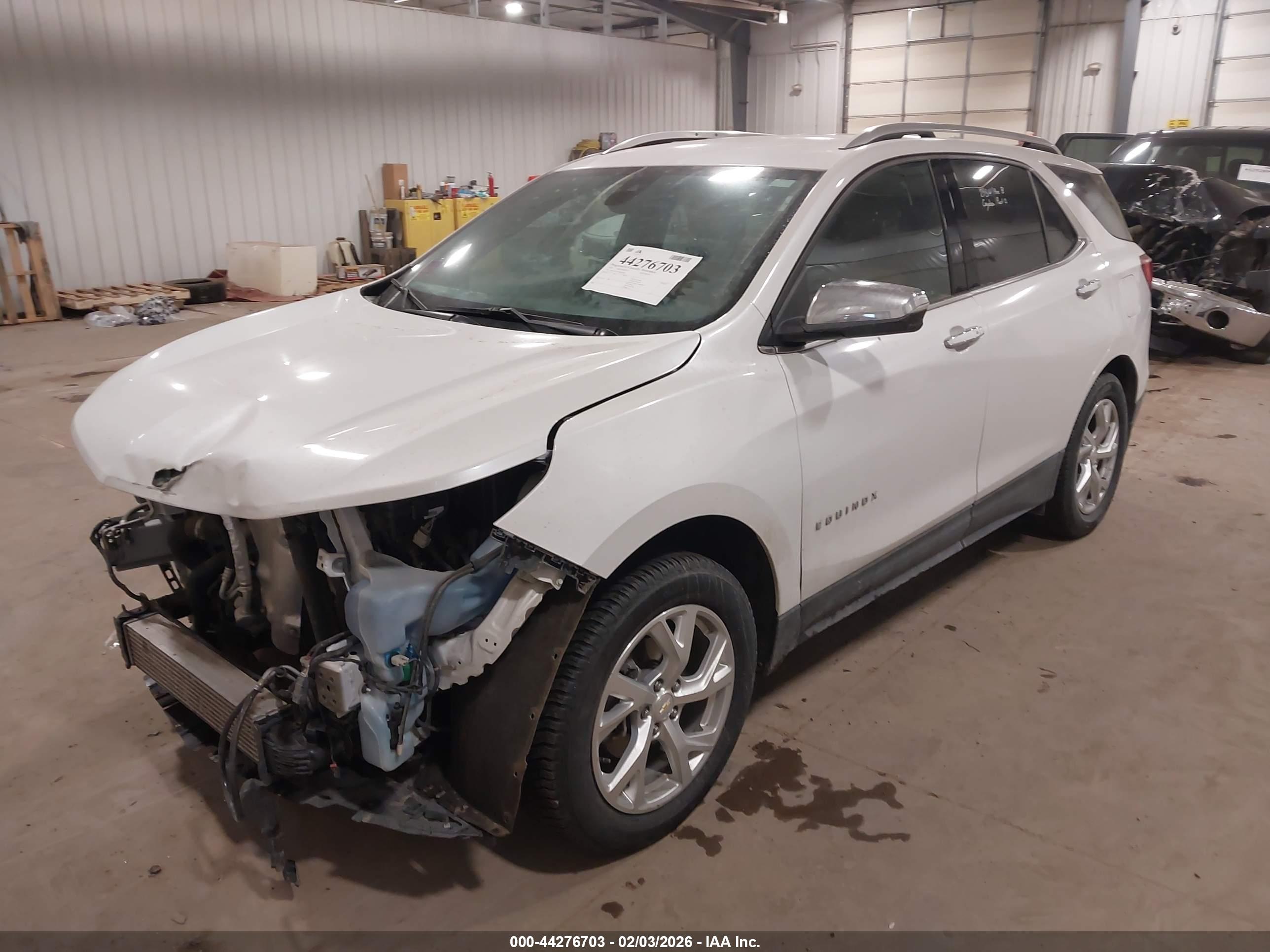 CHEVROLET EQUINOX image 2