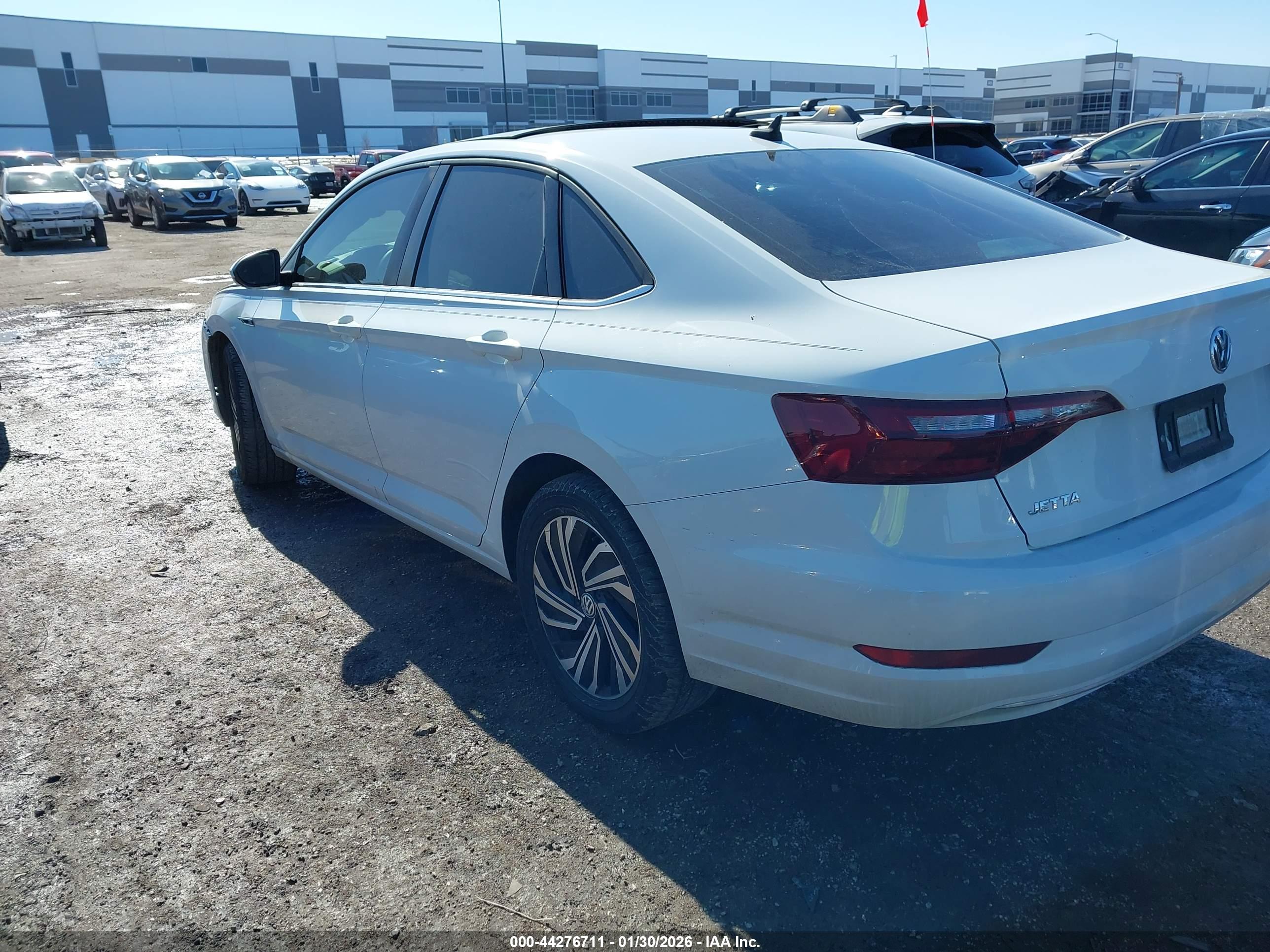 VOLKSWAGEN JETTA image 3