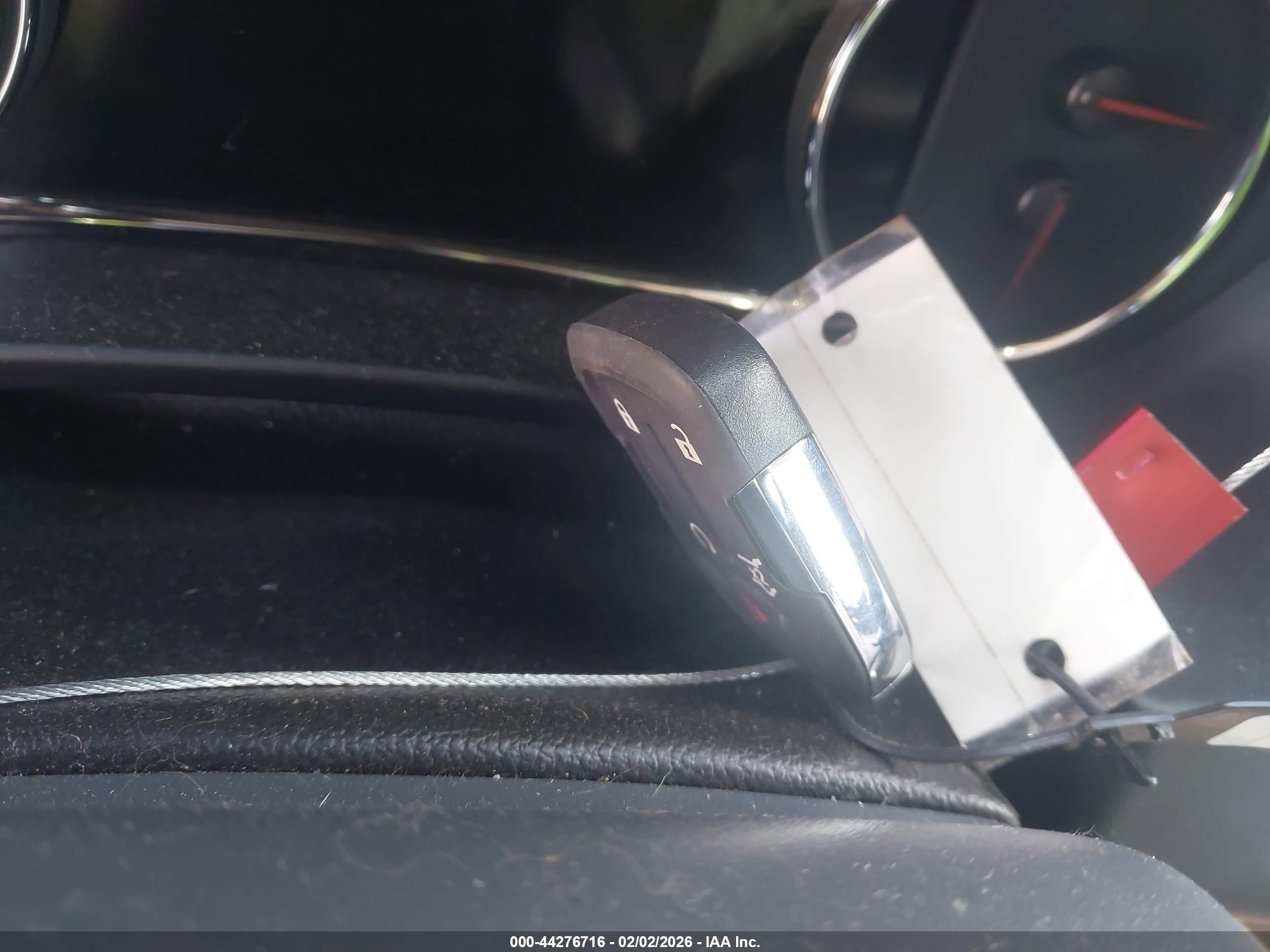 GMC ACADIA image 11
